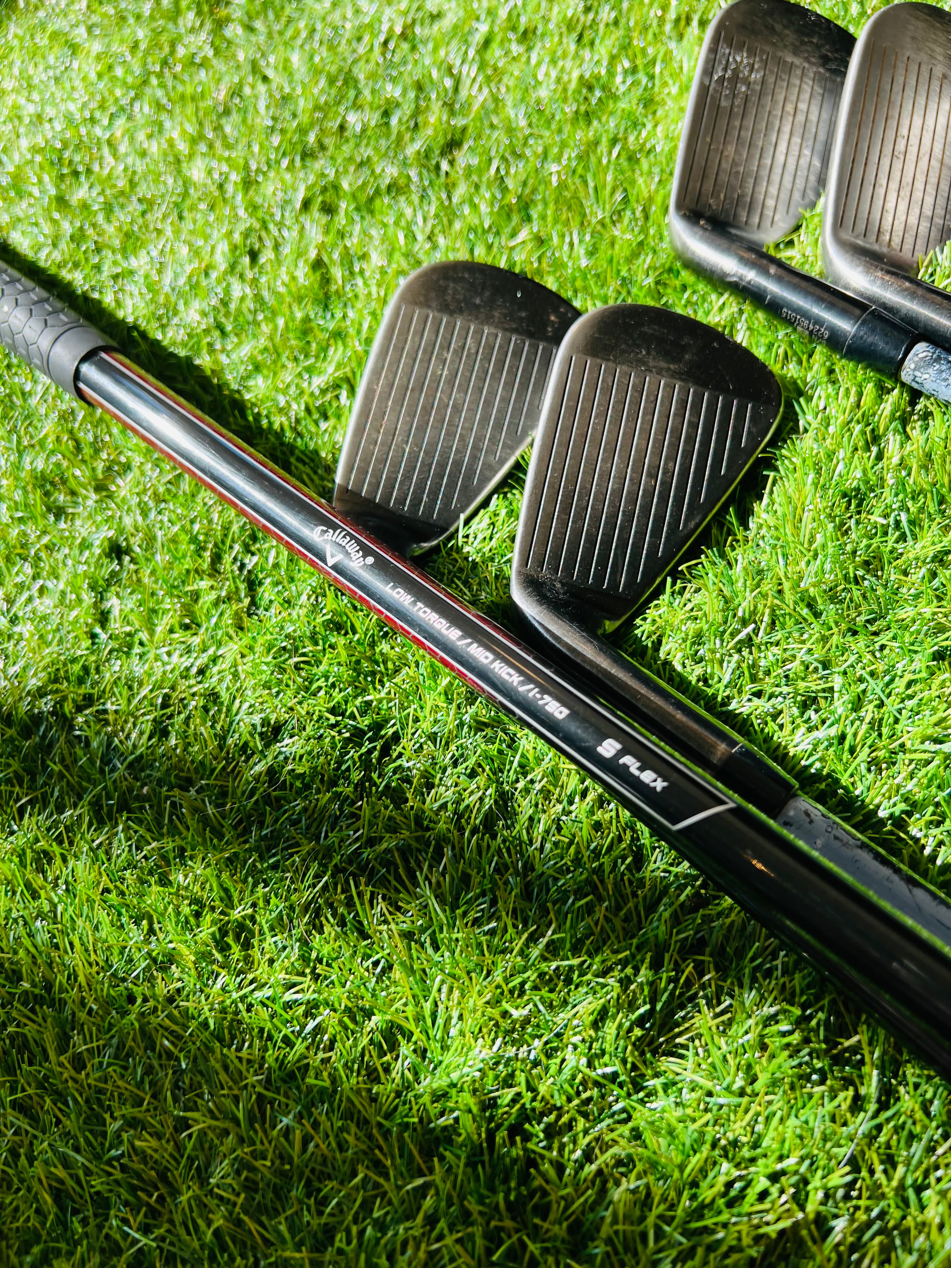 Callaway RAZR X Black IJzers – 5 t/m PW