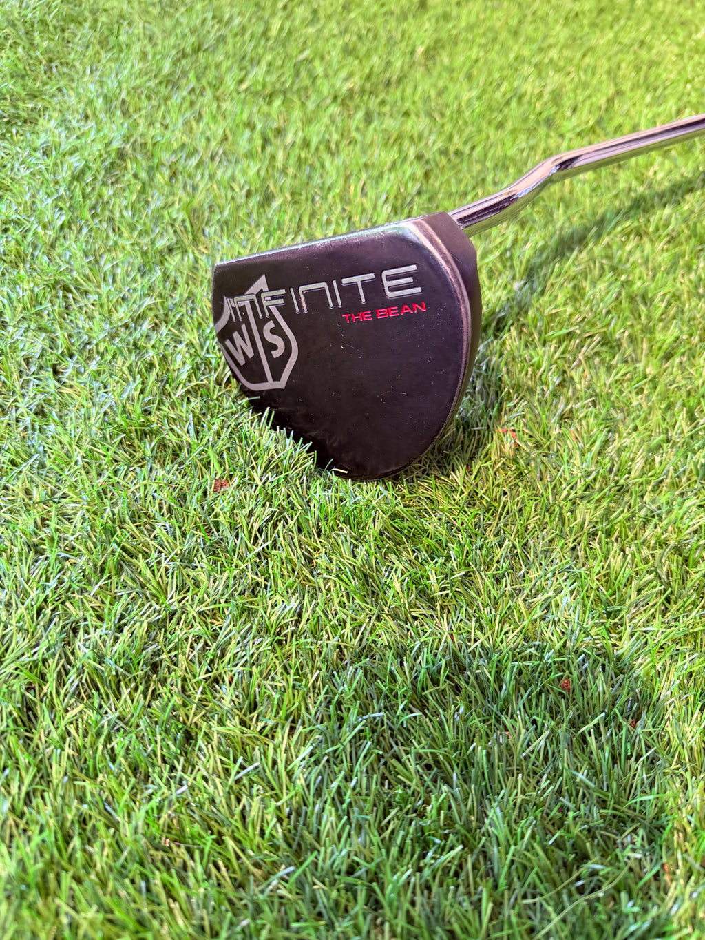 Wilson Infinite The Bean Putter – 33 inch (Rechtshandig)
