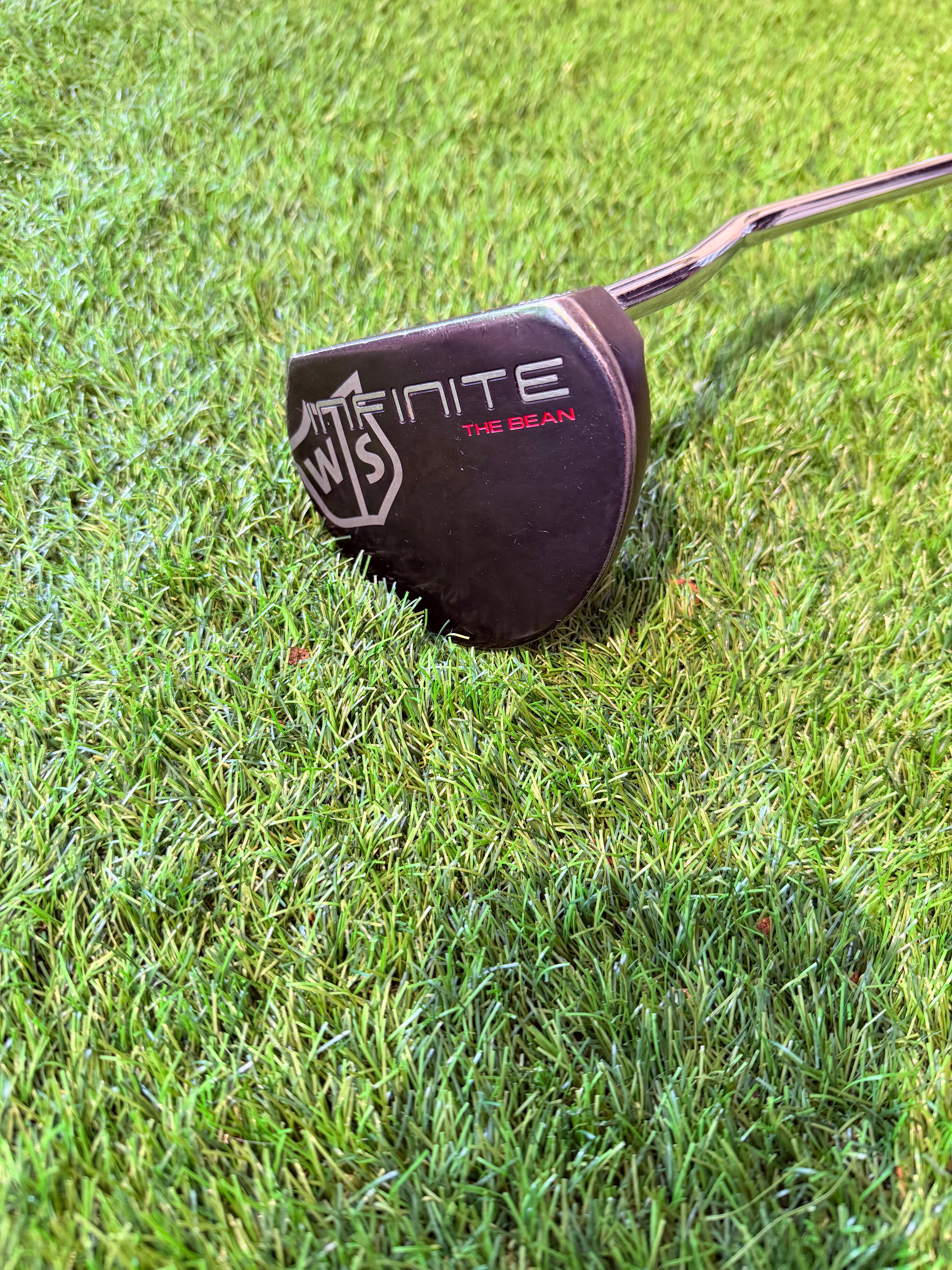 Wilson Infinite The Bean Putter – 33 inch (Rechtshandig)