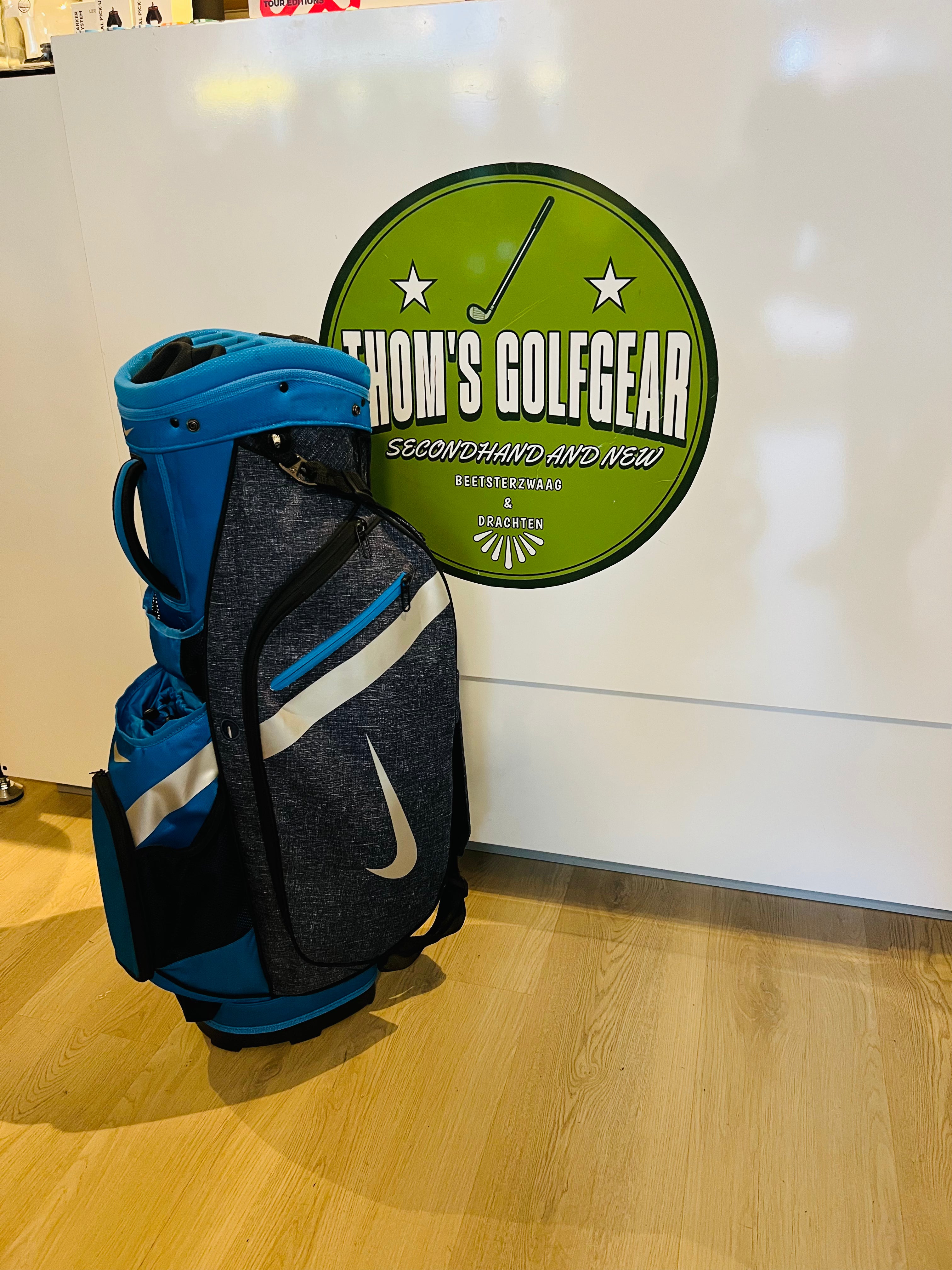 Nike Cartbag – Blauw/Grijs (14-vaks, incl. regencover) - Thom's Golfgear