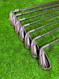 Nike Slingshot OSS ijzers voor rechts, golfclubs met verstelbare technologie, geschikt voor prestatieve golfspellers.