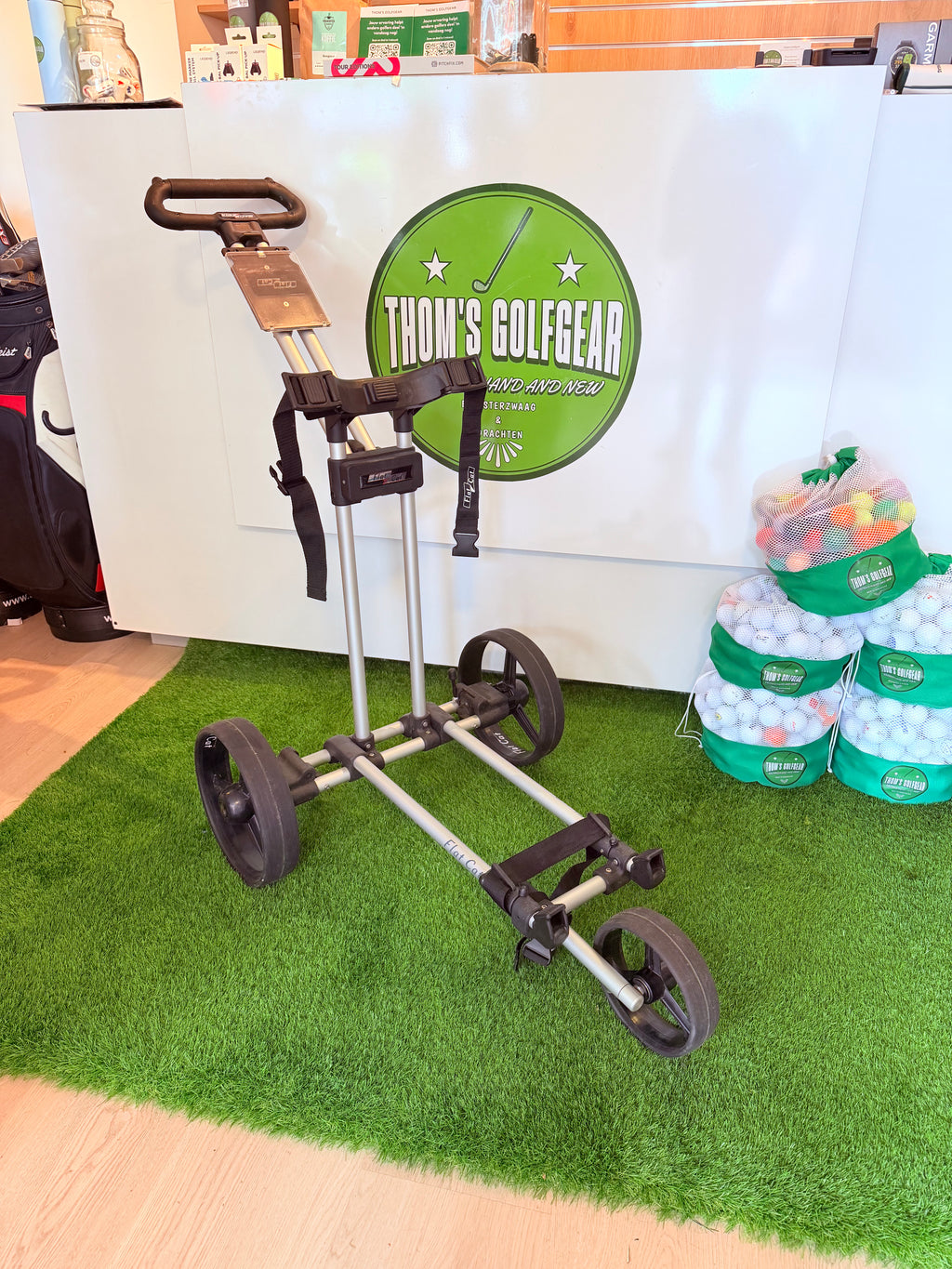 Flat Cat Push and Pull Trolley
