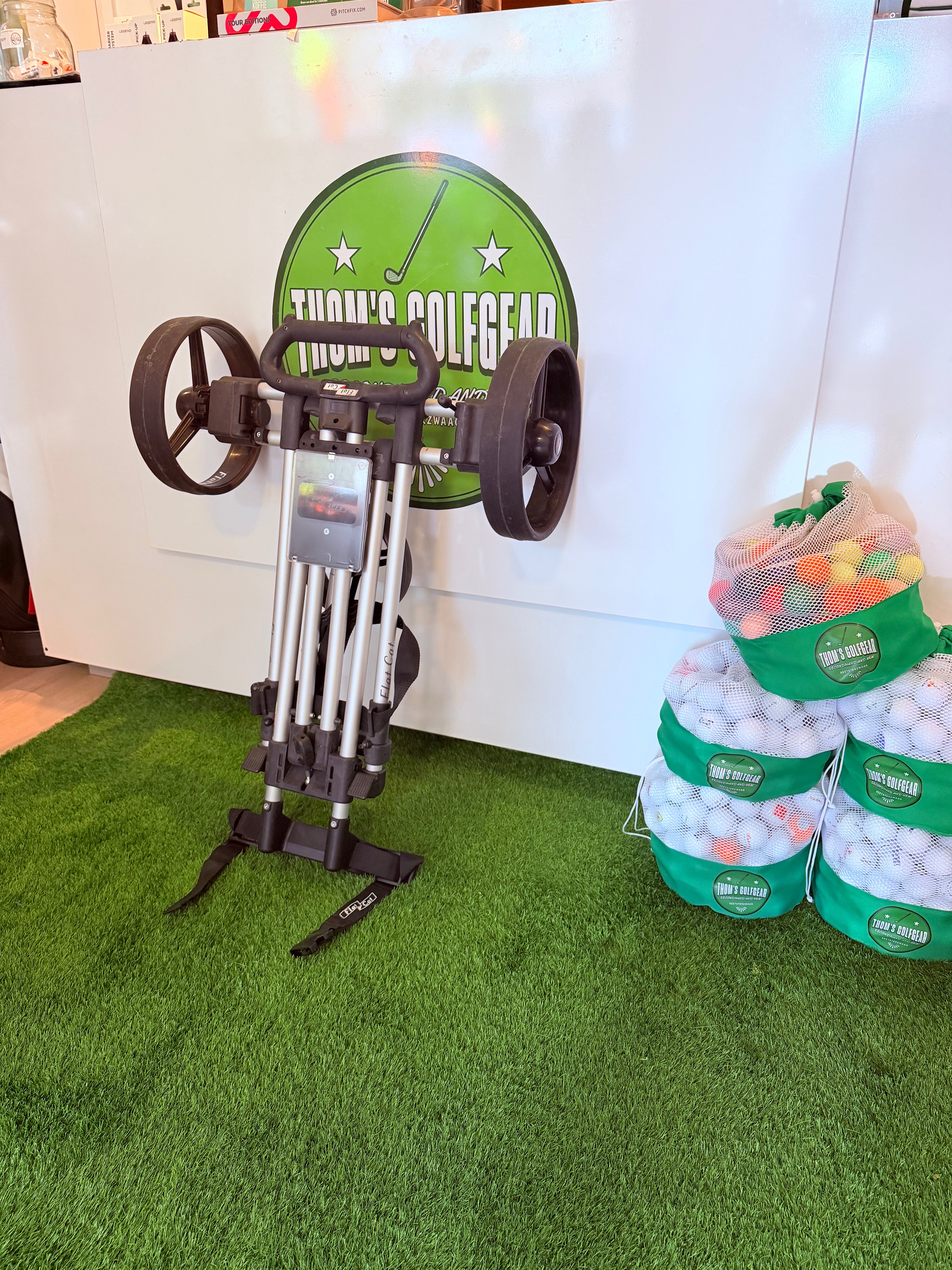 Flat Cat Push and Pull Trolley