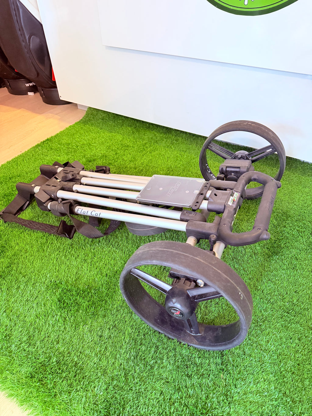 Flat Cat Push and Pull Trolley