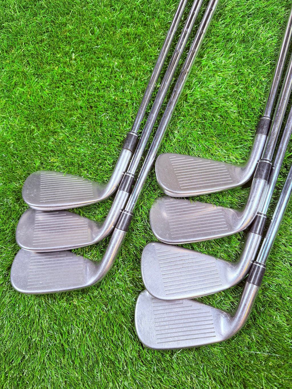 Titleist AP1 710 IJzers – 4 t/m PW (Rechtshandig)