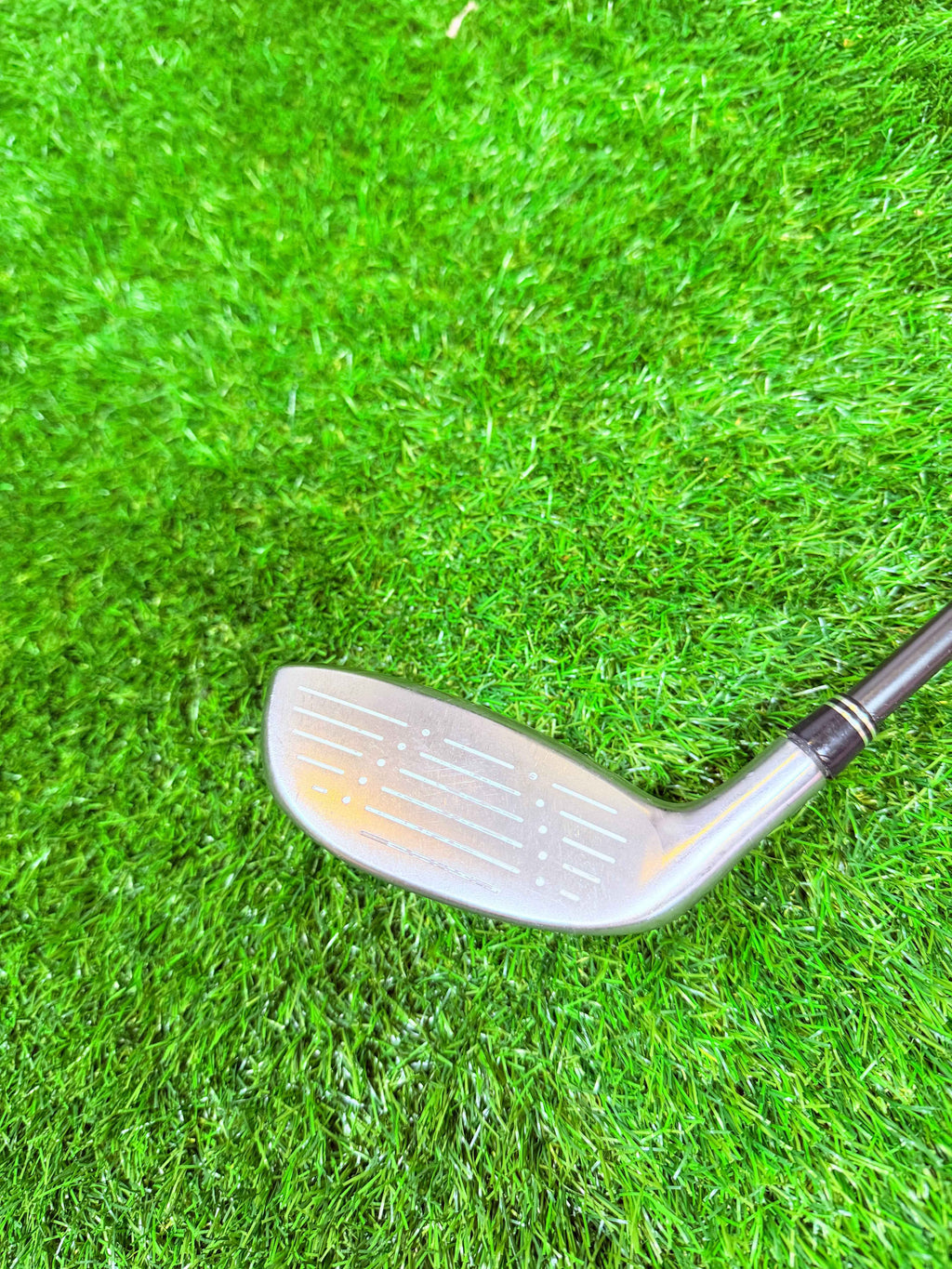 King Cobra Baffler TWS Hybride 4 – 23° (Rechtshandig)