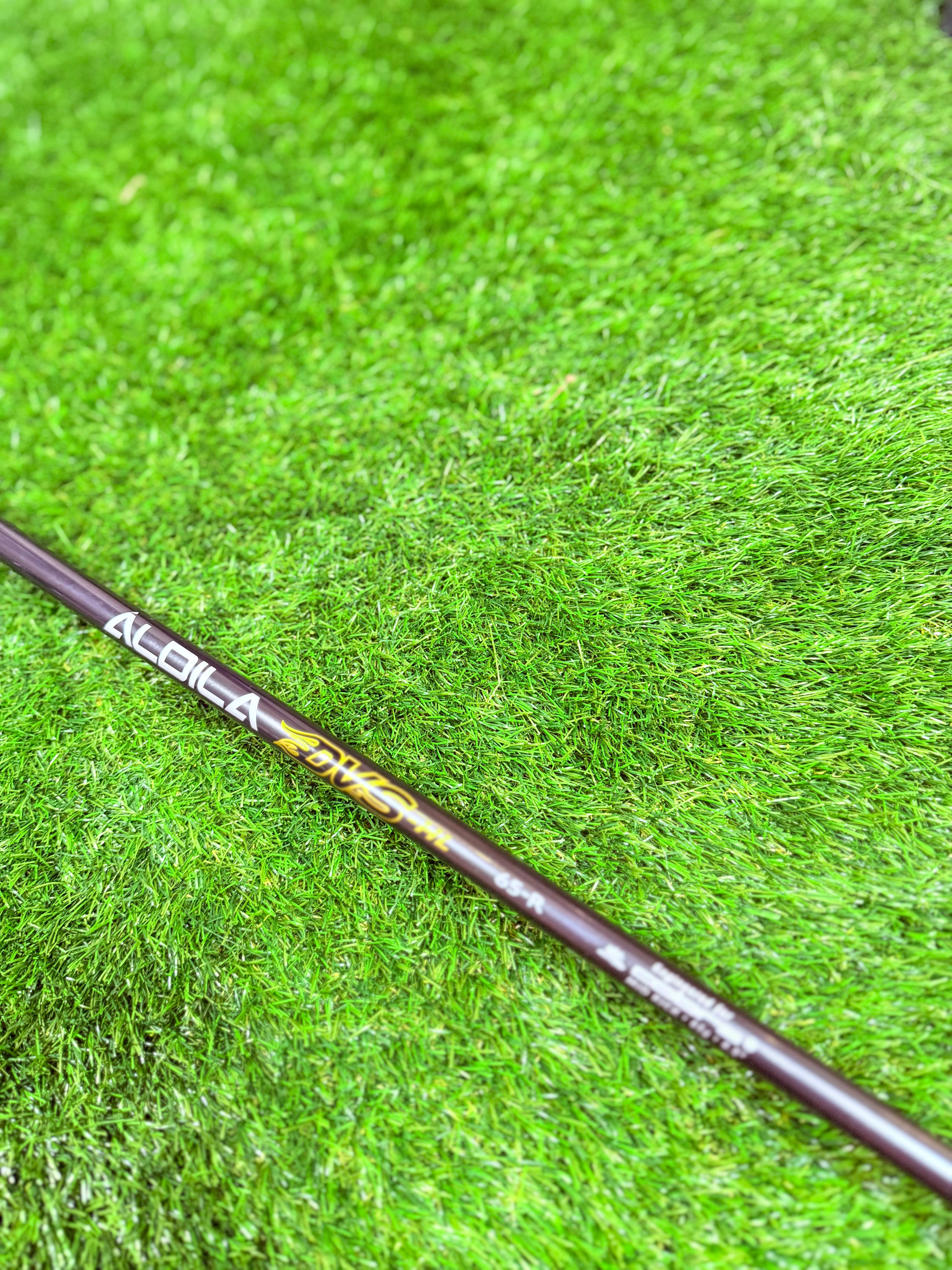 King Cobra Baffler TWS Hybride 4 – 23° (Rechtshandig)