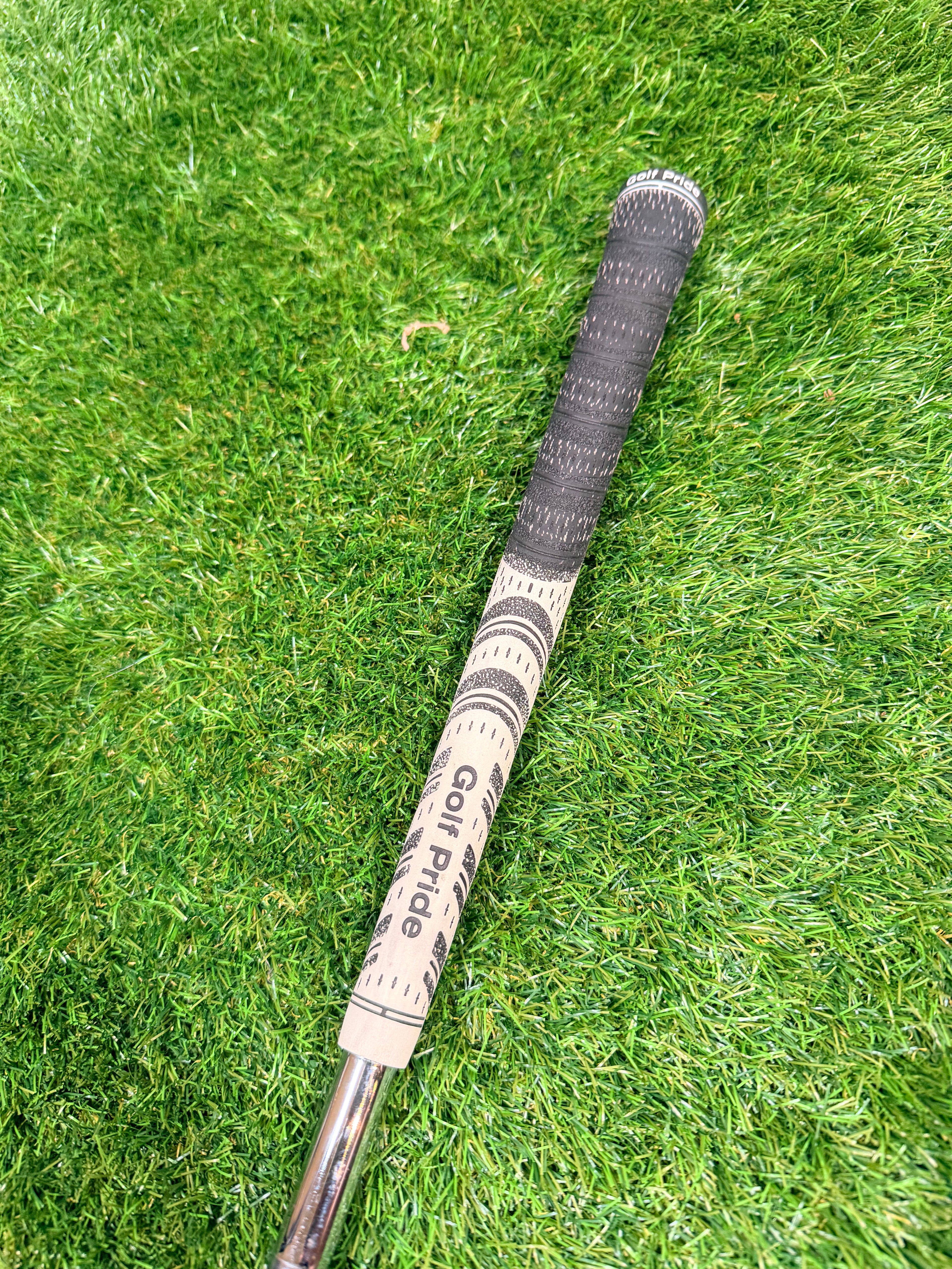 Wilson Staff FG Tour Traction Control Wedge – 56° (Rechtshandig)