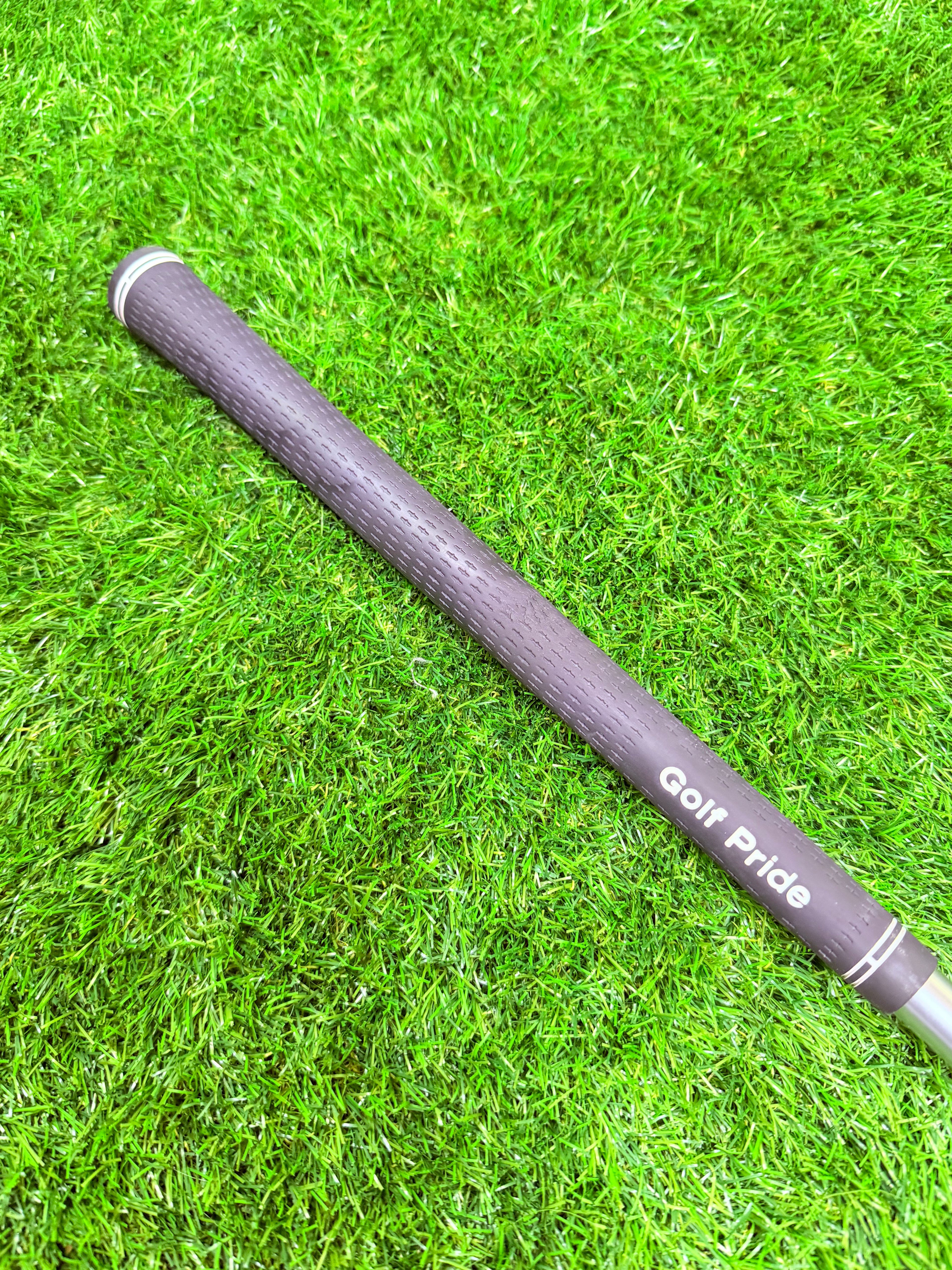 Cobra King F8 Baffler Tech Hybride 4 – 22° (Rechtshandig)