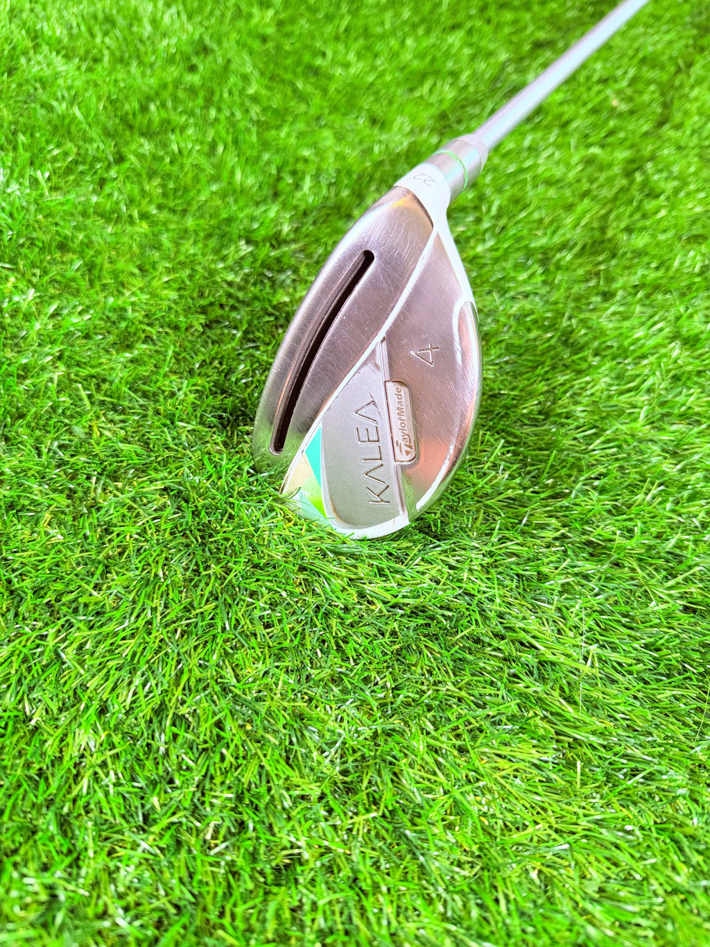 TaylorMade Kalea Hybride 4 – 22° (Rechtshandig)