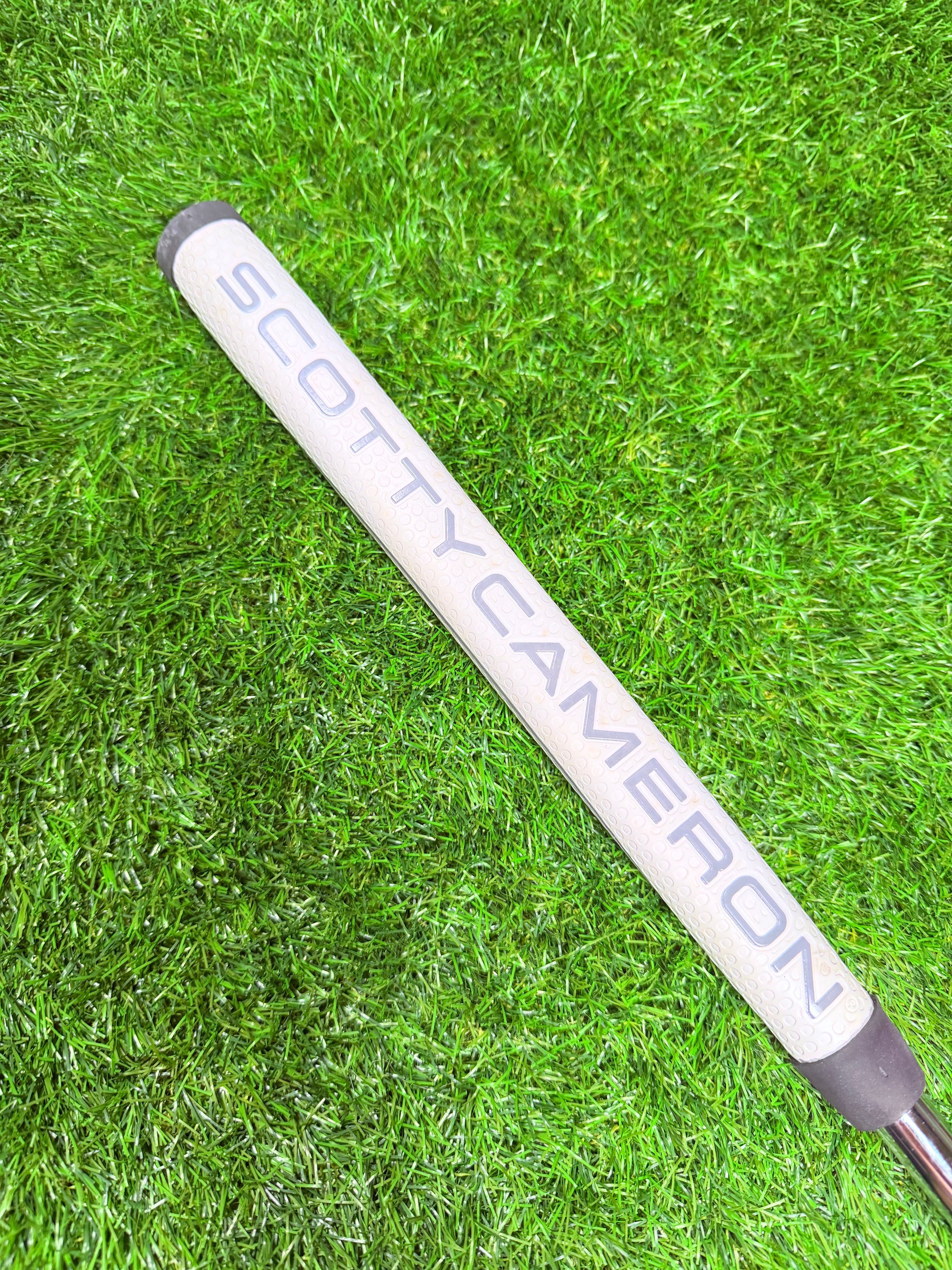 Scotty Cameron Studio Style Newport 2.5 Putter – 35 Inch (Rechtshandig)