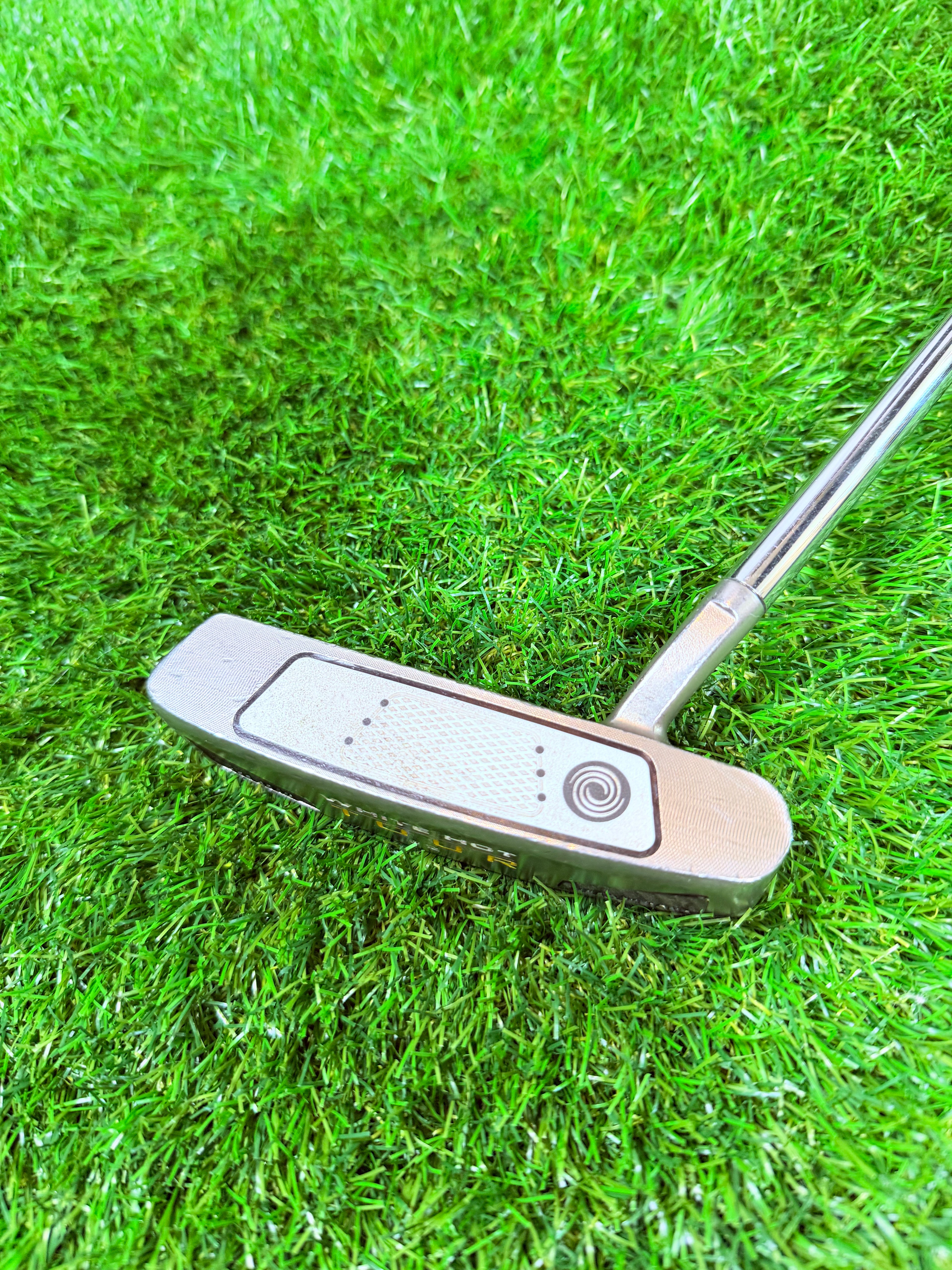 Odyssey White Hot Tour Putter – 34 Inch (Rechtshandig)