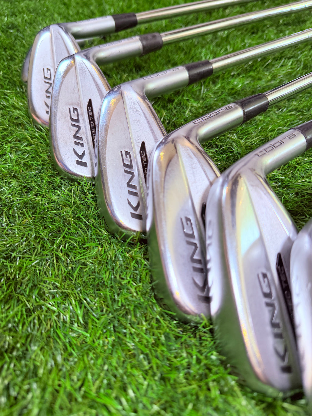 Cobra KING Forged Tec IJzers – 4 t/m PW (Rechtshandig)