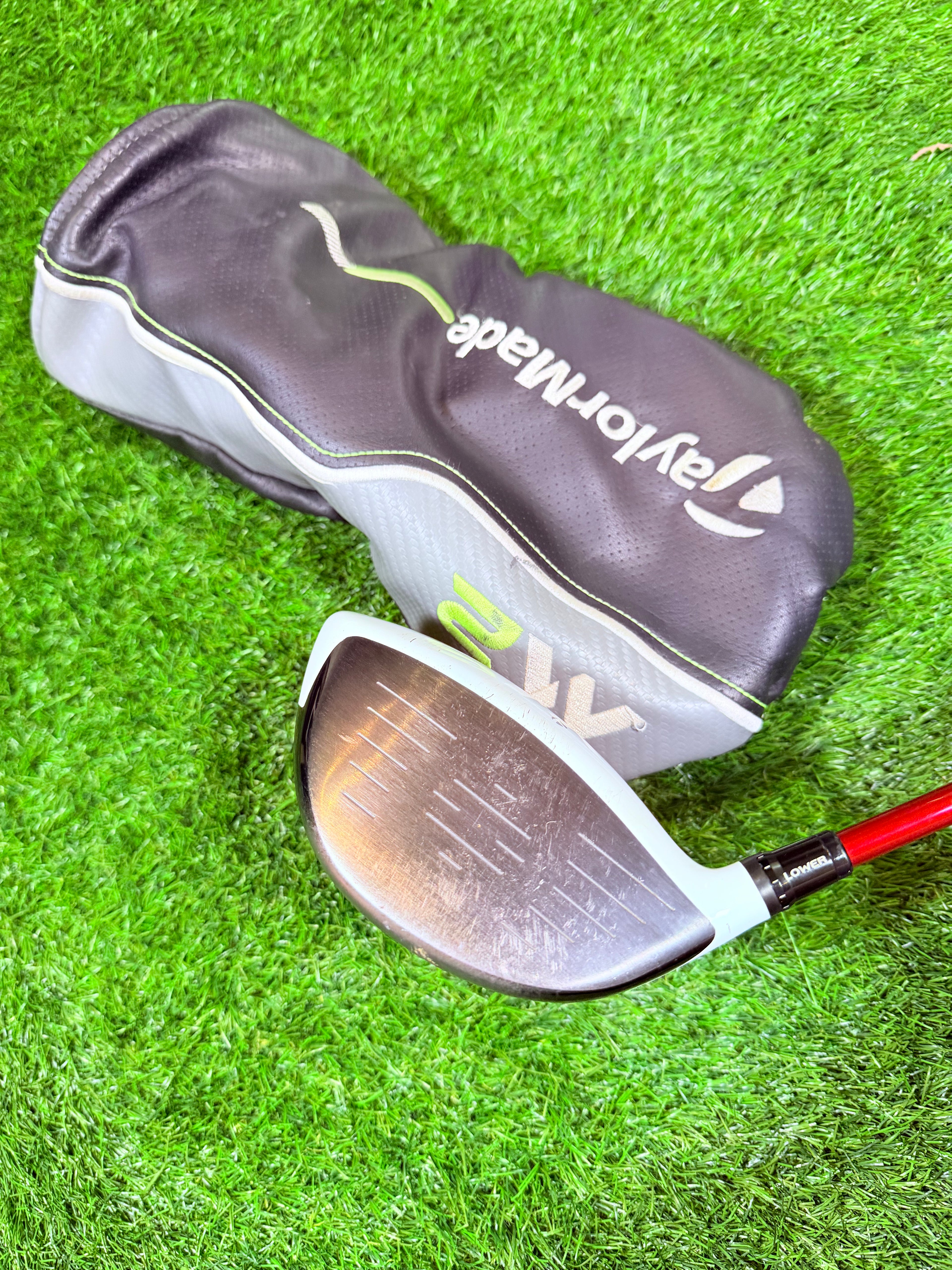 TaylorMade M2 D-Type Driver – 12° (Rechtshandig)