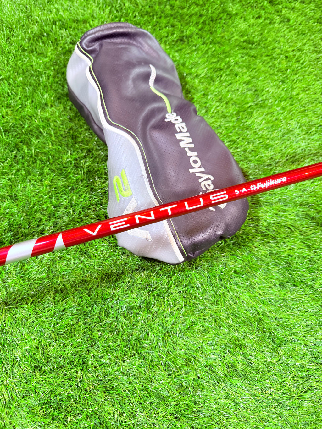 TaylorMade M2 D-Type Driver – 12° (Rechtshandig)
