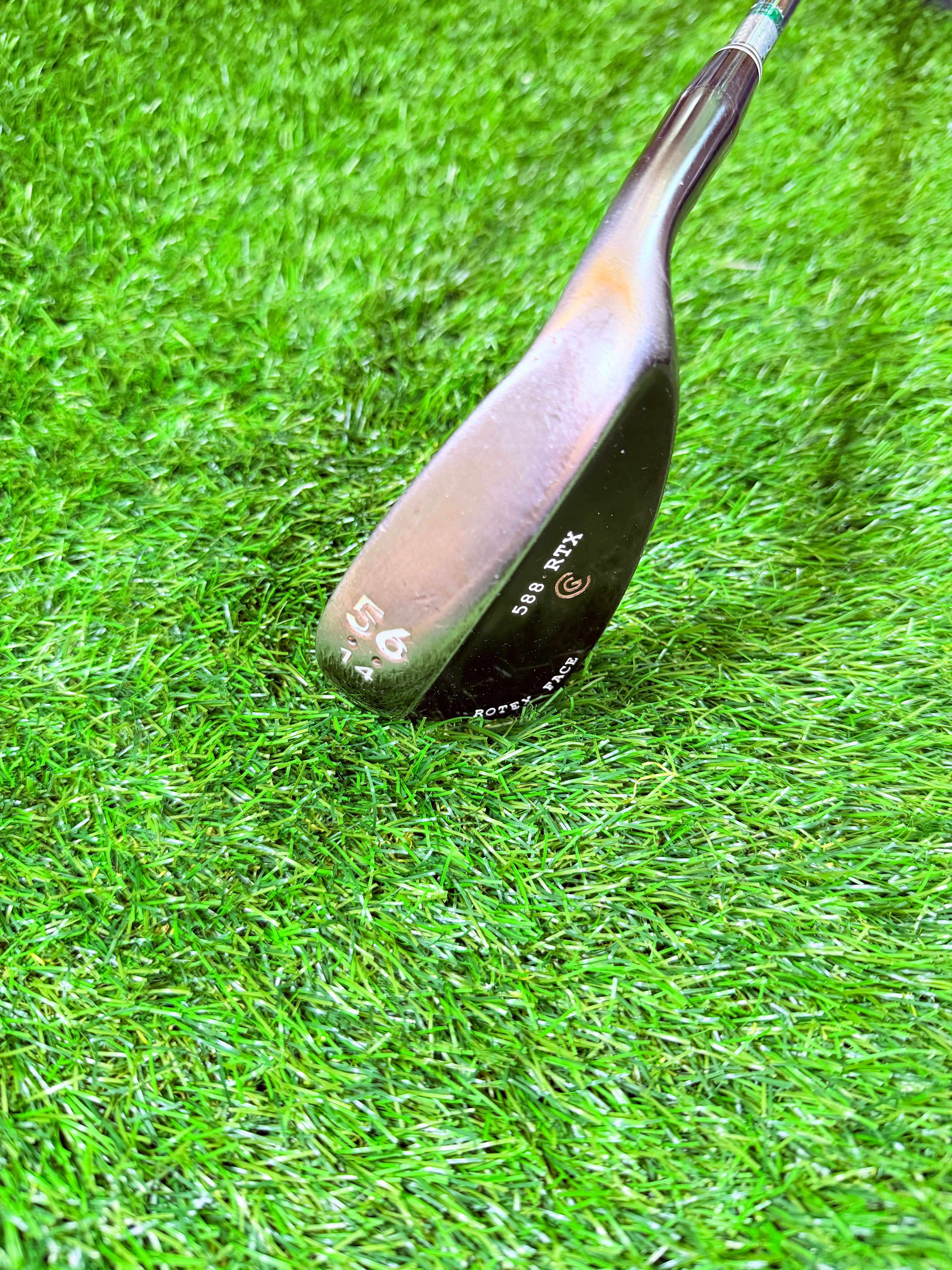 Cleveland 588 RTX Rotex Face Sandwedge – 56° / 14° Bounce (Rechtshandig)