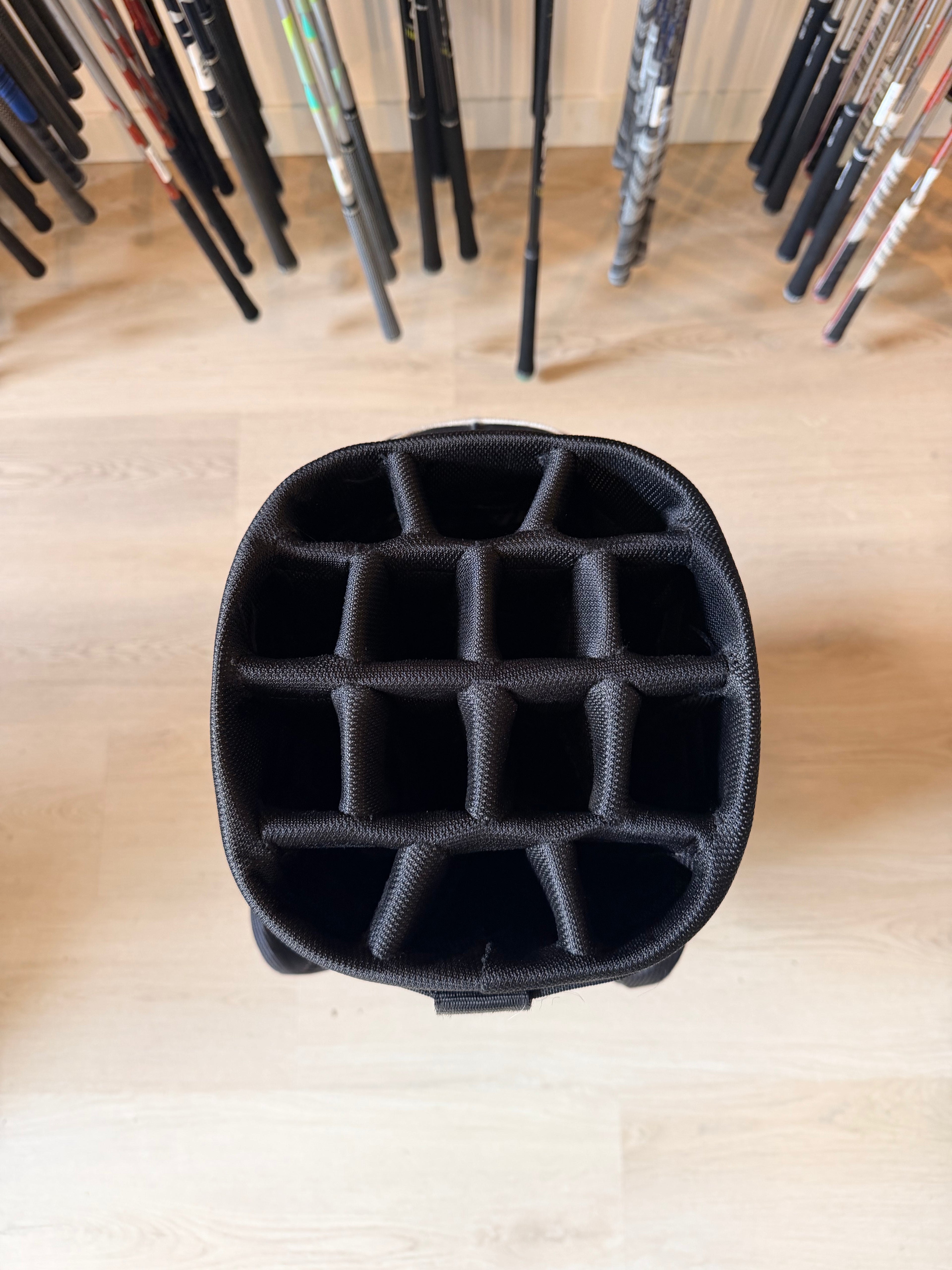 PING Serene Cartbag – Zwart/Paars – 14-Vaks