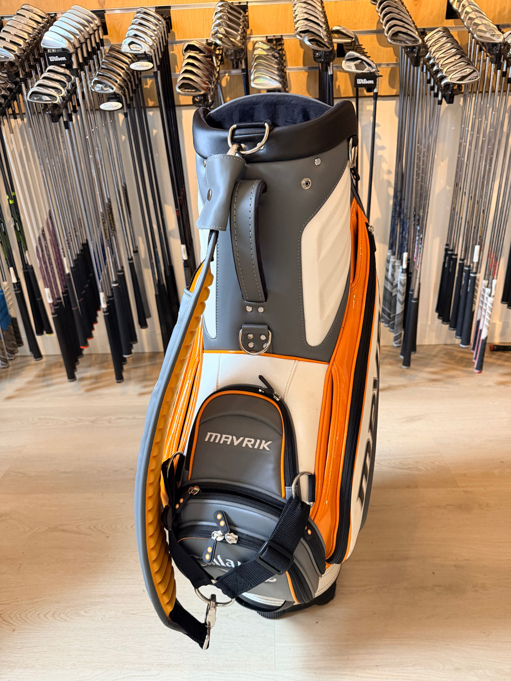 Callaway Mavrik Tourbag – Inclusief Regencover