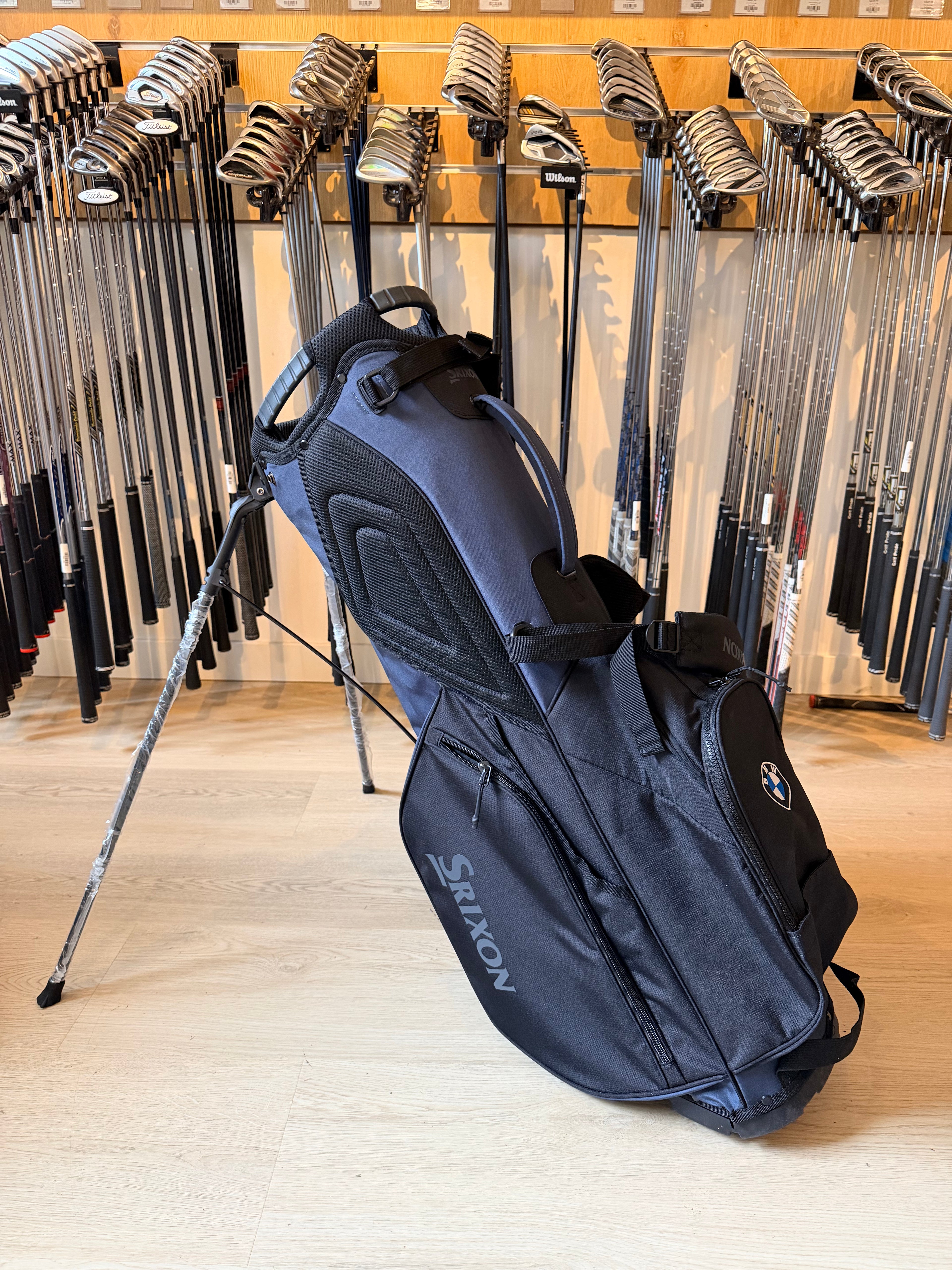 Srixon Standbag – 6-Vaks – BMW Logo (Nieuw)