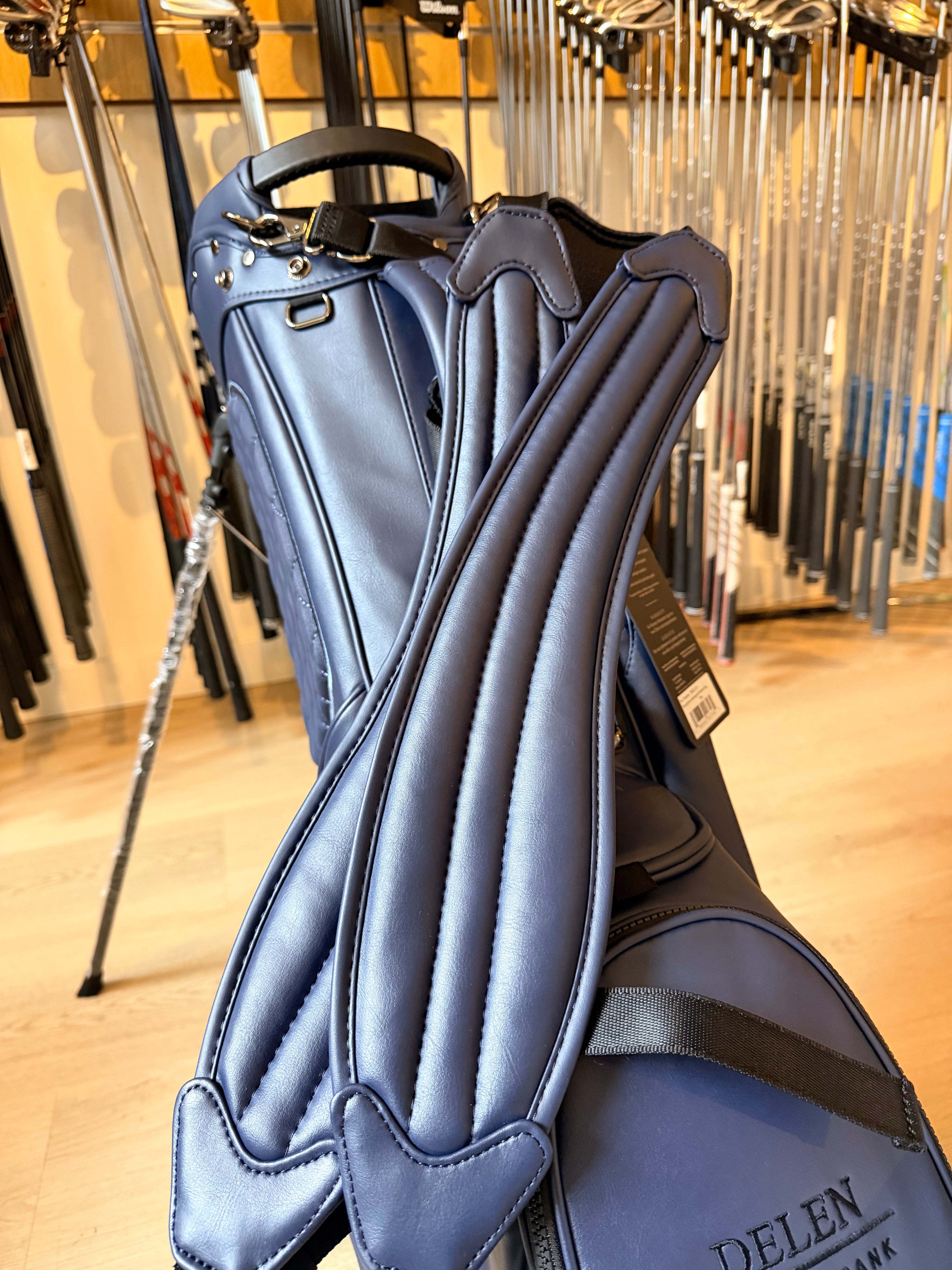 Titleist LinksLegend Series Standbag – Luxe Lederen Uitvoering (Nieuw)