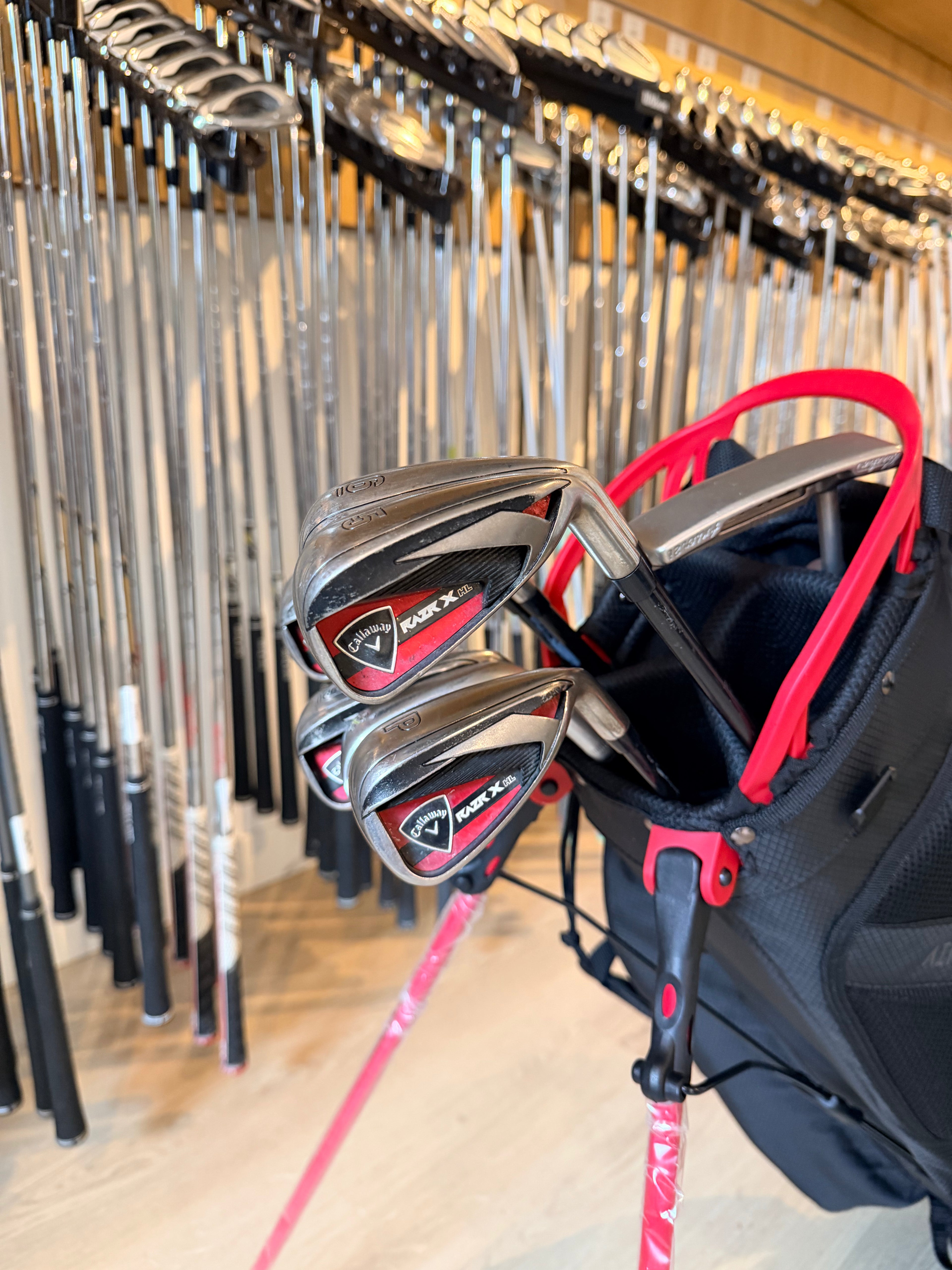 Callaway RAZR X HL Golfset – 5 t/m PW + 56° Wedge + Putter + Nieuwe Standbag (Rechtshandig)