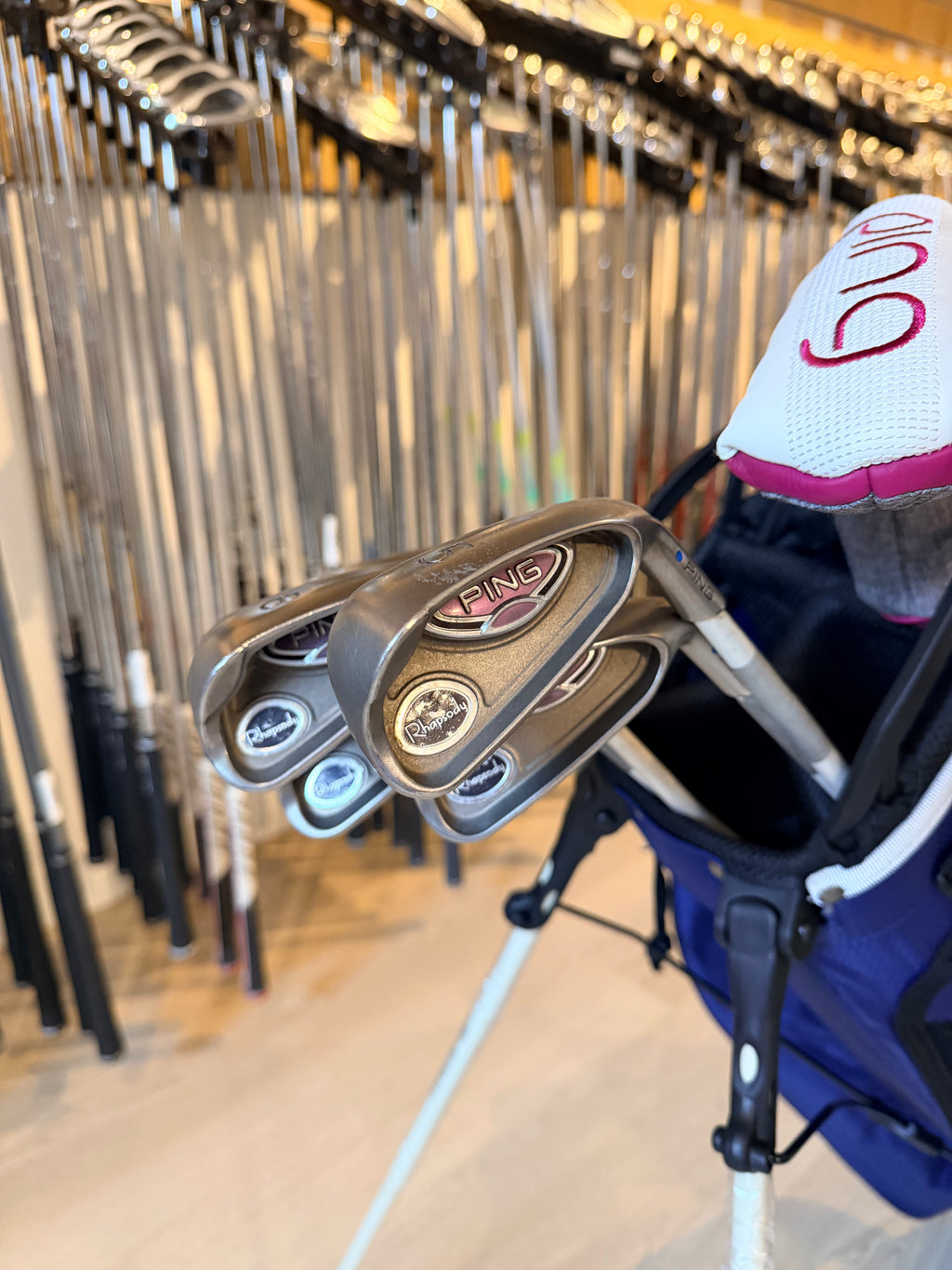 PING Rhapsody Dames Golfset – 5 t/m PW + Nieuwe G Le2 Putter + Nieuwe Standbag (Rechtshandig)