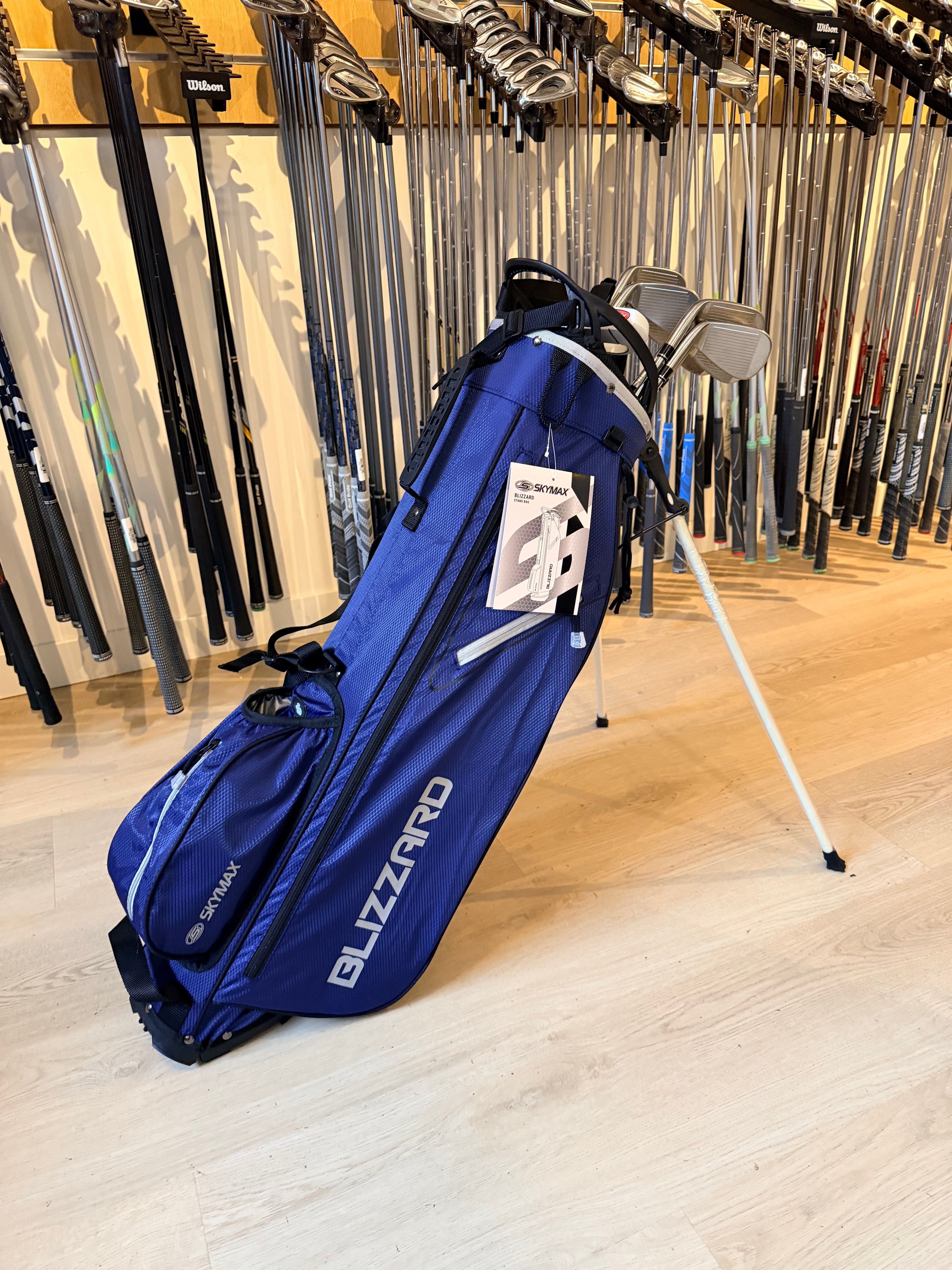 TaylorMade M4 Golfset – 5 t/m PW + 54° Wedge + Rossa Corza Ghost Putter + Nieuwe Standbag (Rechtshandig)