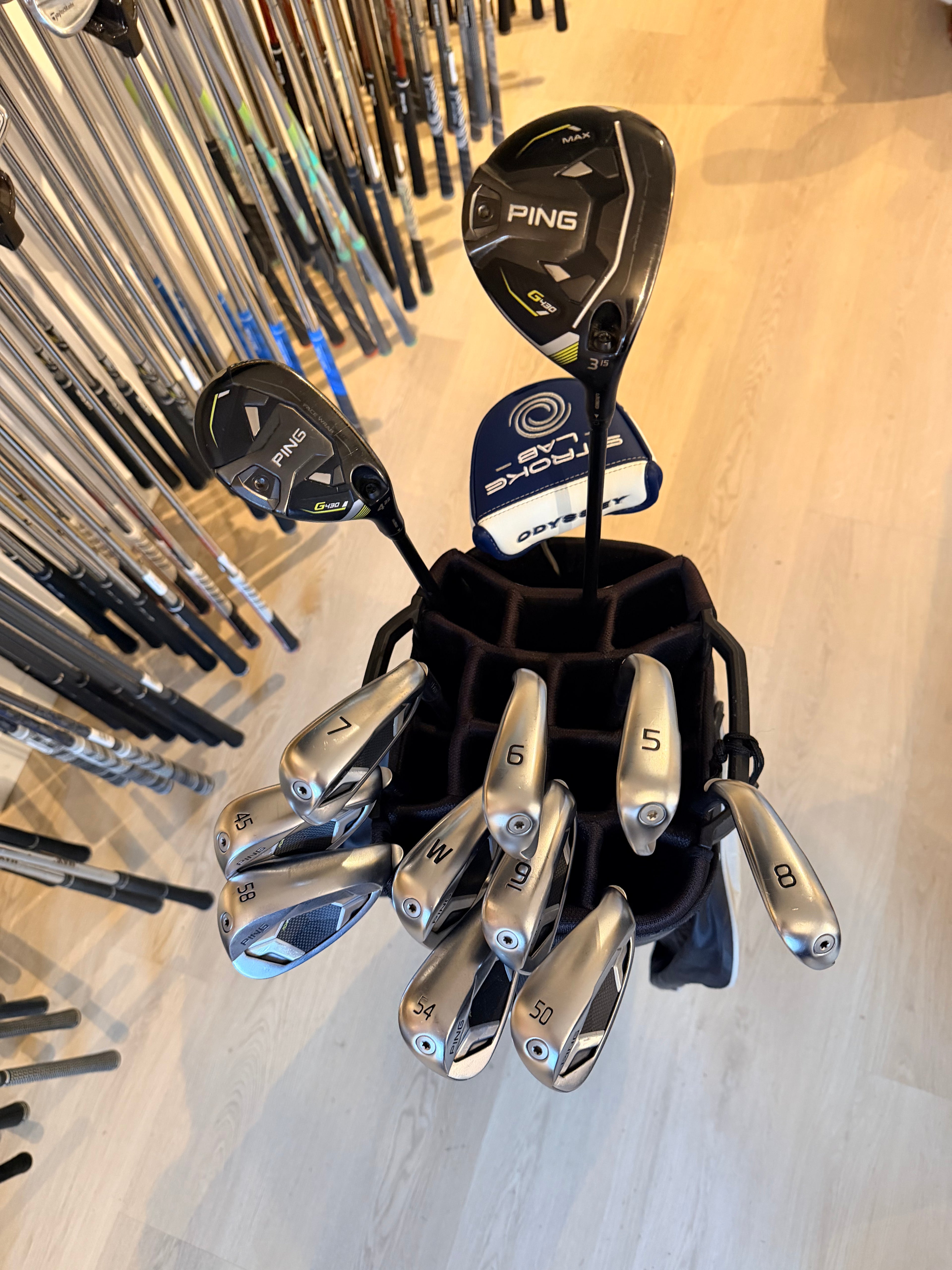 PING G430 Complete Golfset – 3-Wood + Hybride + 5 t/m 58° + Nieuwe Odyssey Putter + PING Cartbag (Rechtshandig)