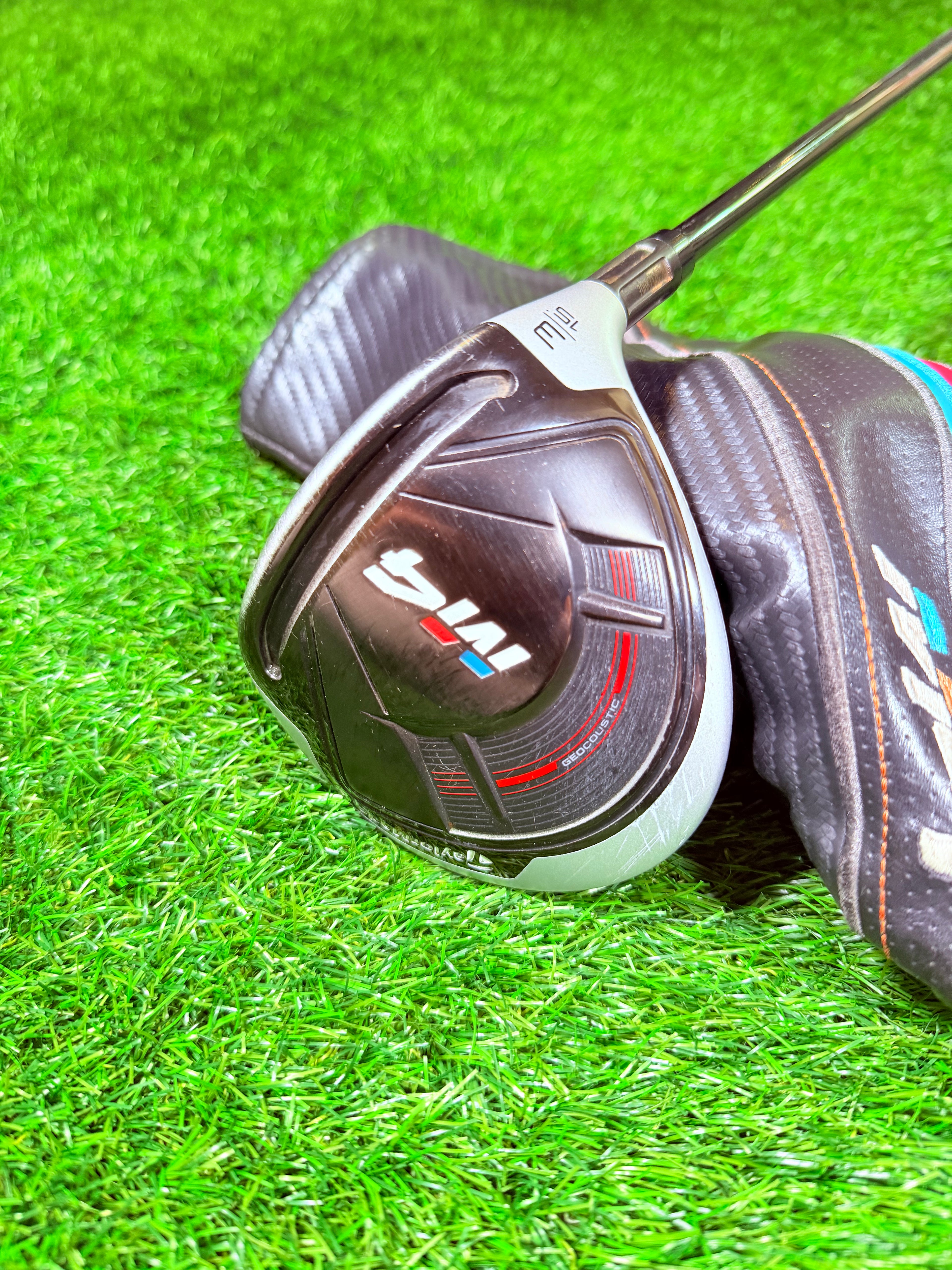 Rechtshandige TaylorMade M4 3-wood met 15° loft, golfclub met graphite shaft en zwarte afwerking, zichtbaar op de afbeelding.