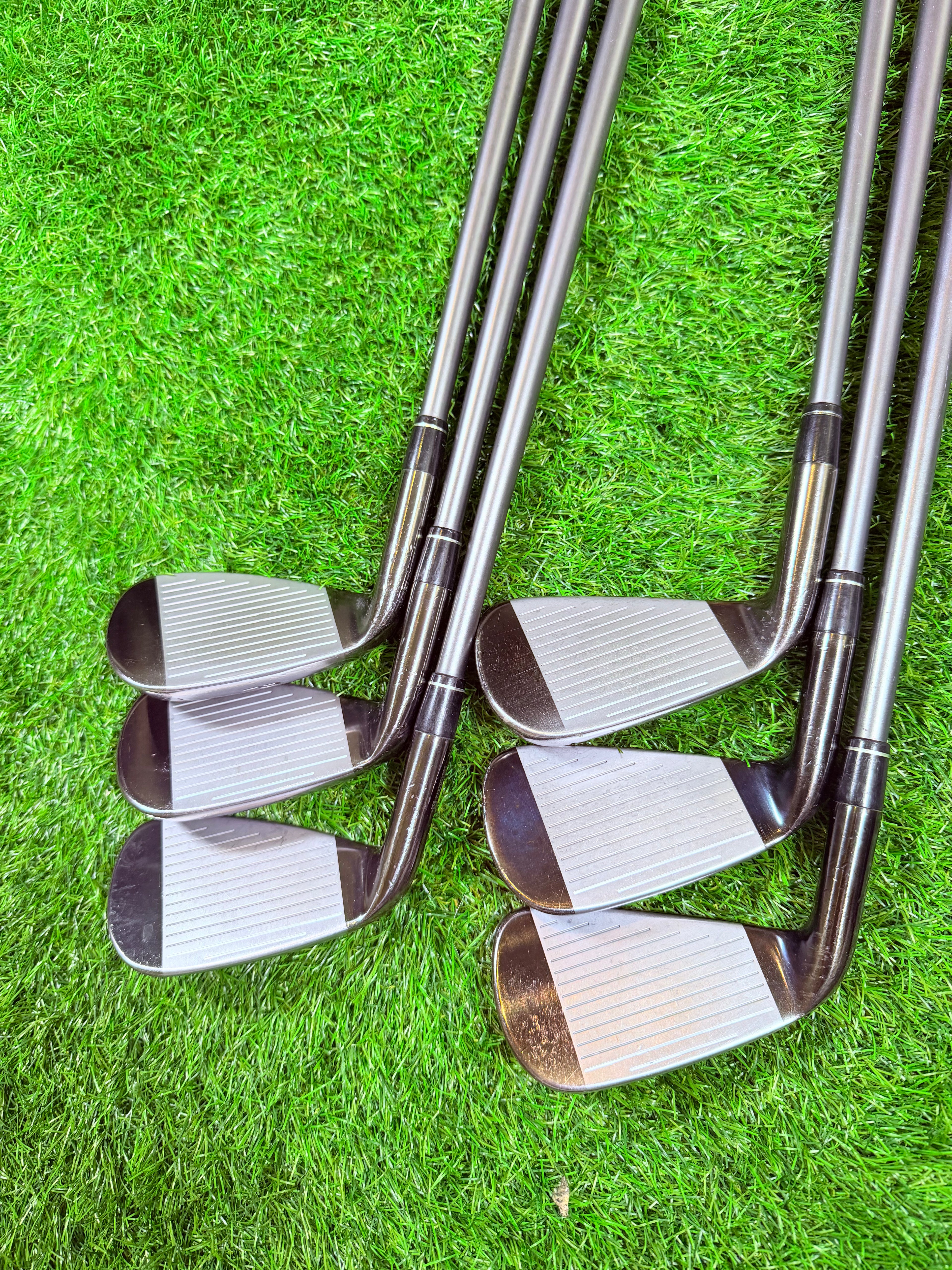 Callaway RAZR XF ijzerset 5 tot en met PW met graphite shaft, rechtshandig, golfclubs voor dames of heren