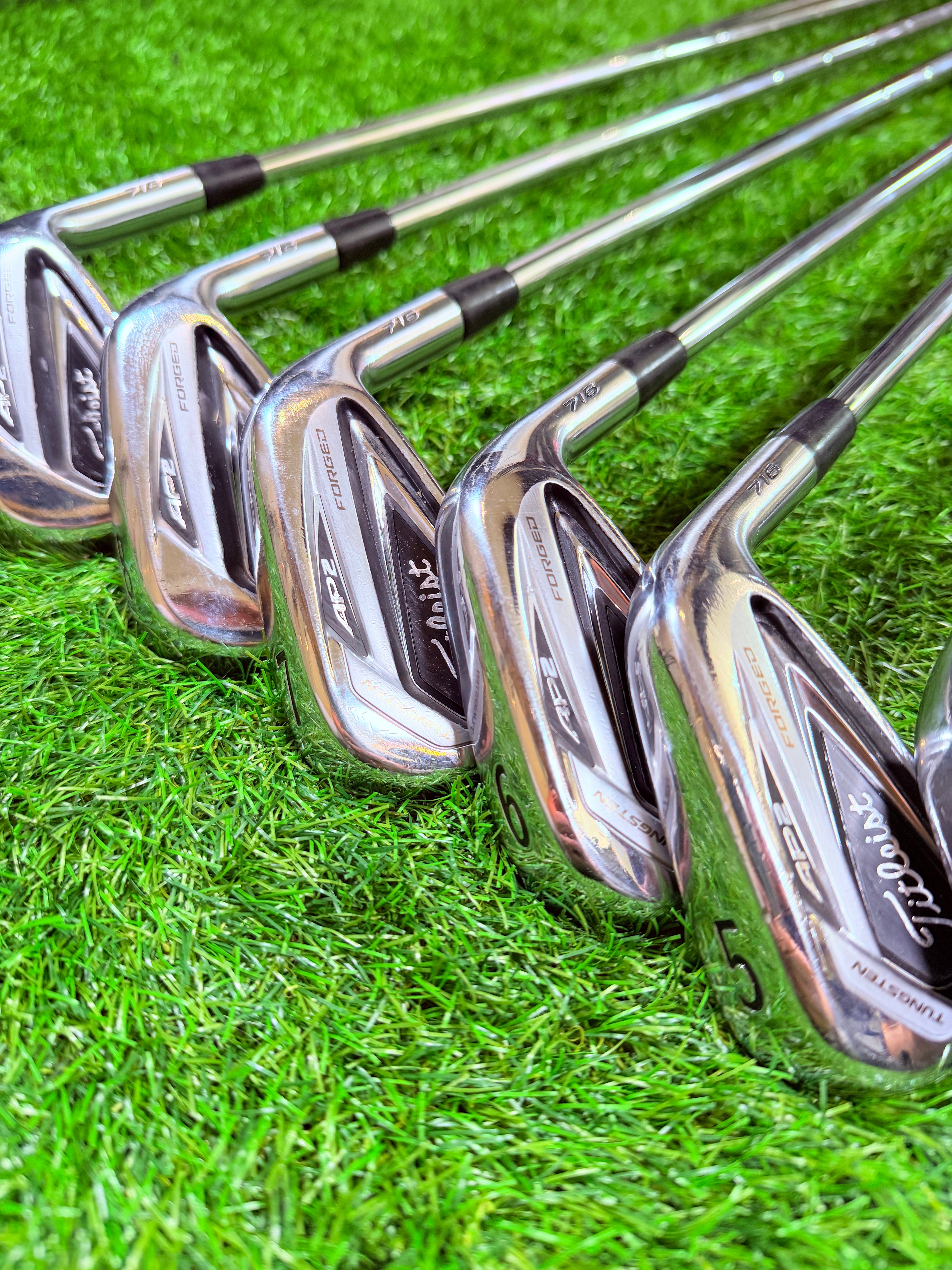 Titleist AP2 716 IJzerset – 4 t/m PW Dynamic Gold R300 Regular (Rechtshandig)