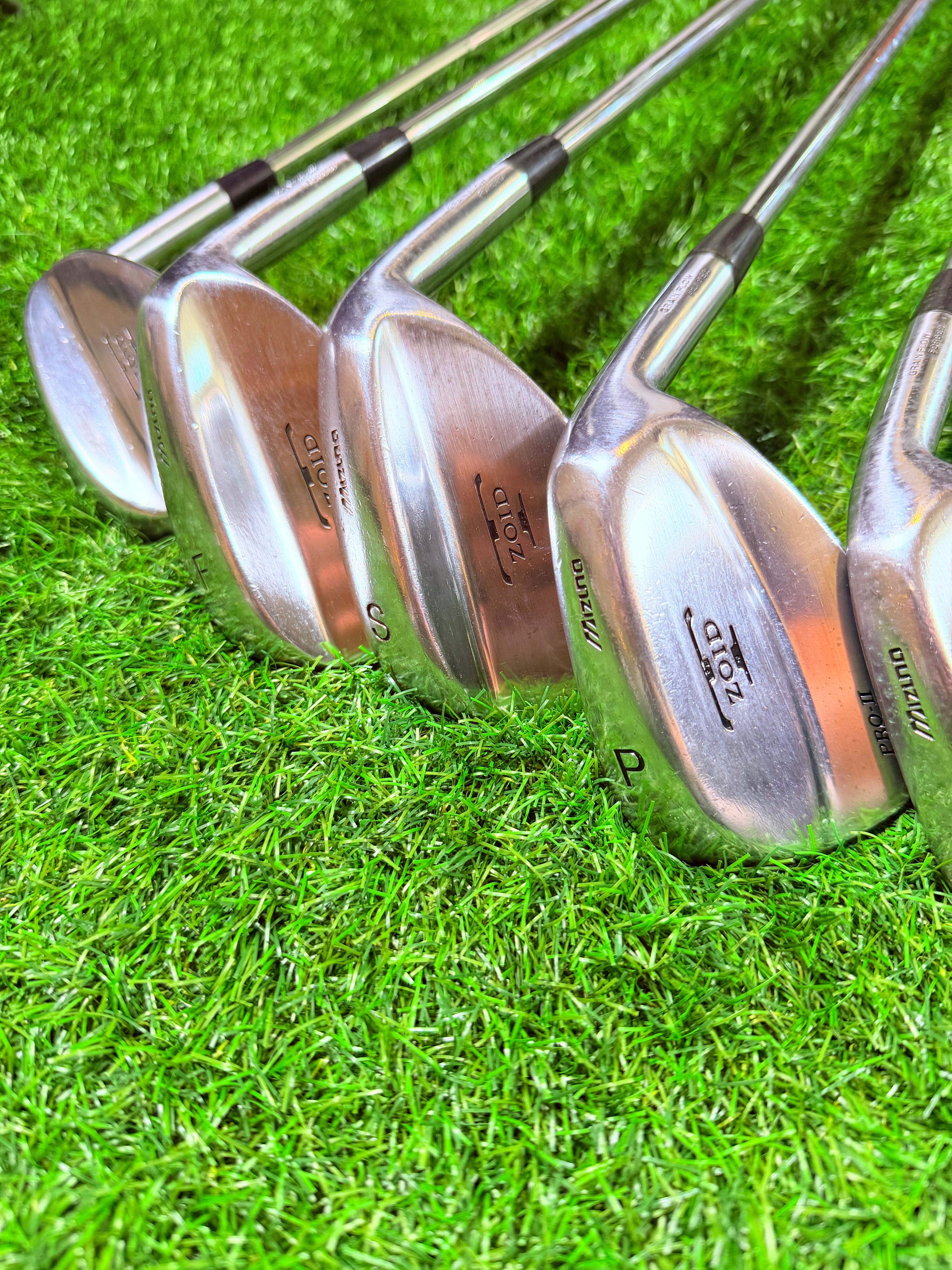 Mizuno T-Zoid Pro II IJzerset – 3 t/m PW + SW/FW/LW Staal R400 (Rechtshandig)