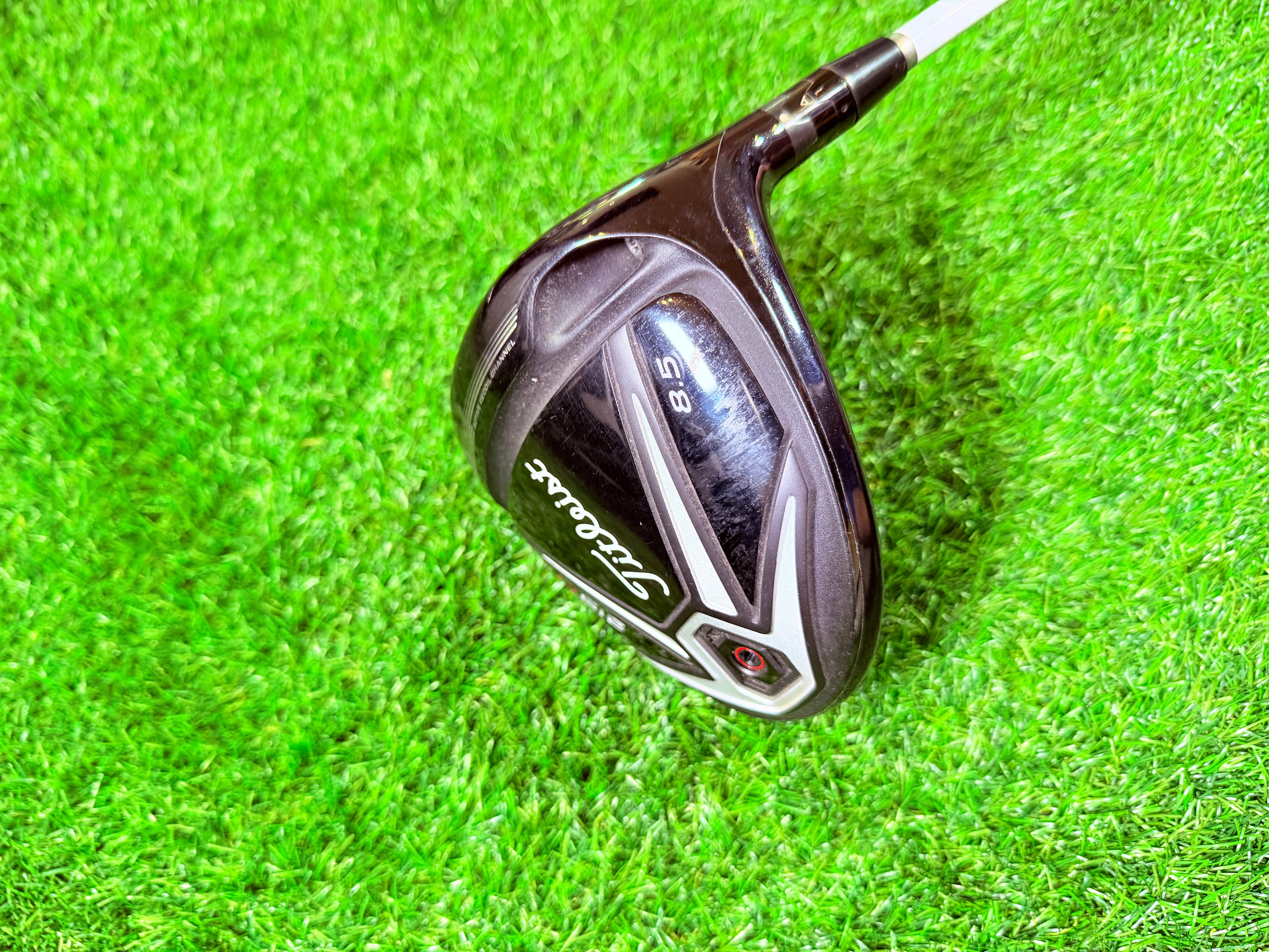 Titleist 915D2 Driver – 8,5° (Rechtshandig)