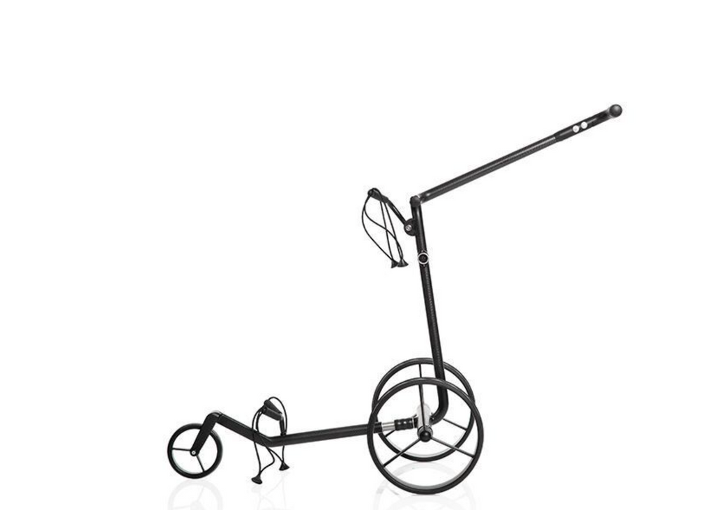 Elektrische golftrolley van JuCad Carbon Drive Classic 3.0, lichtgewicht en duurzaam, geschikt voor comfortabel golfen.