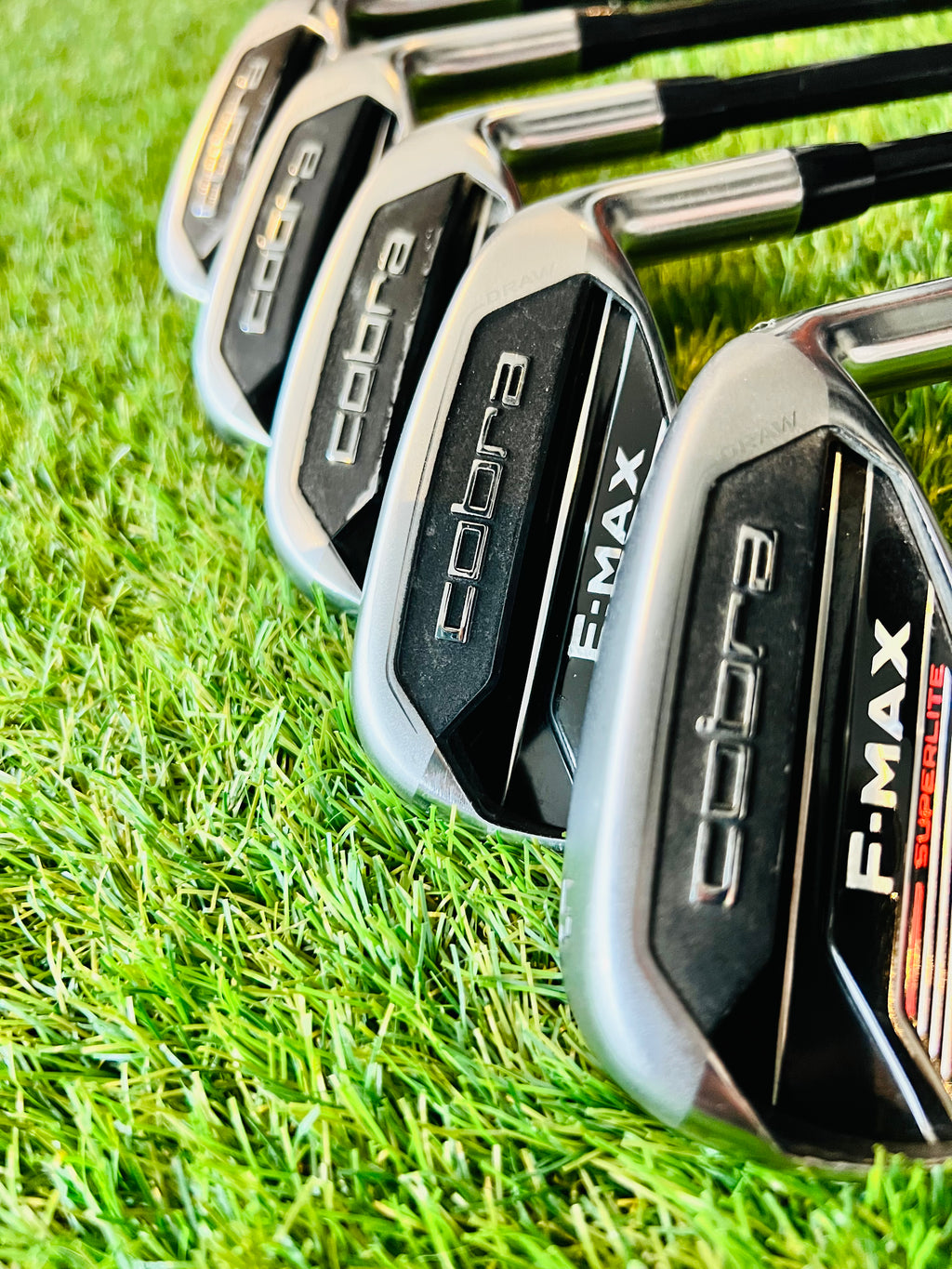 Close up van de Cobra F Max Superlite Clubs