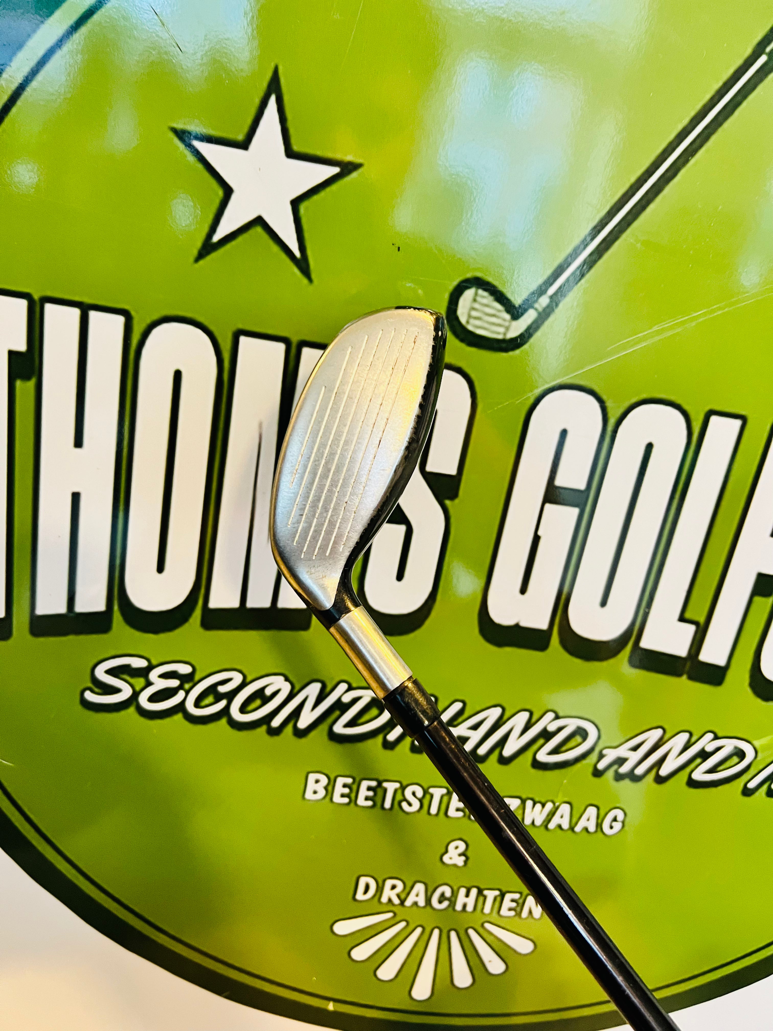 Clubface van de Titleist 909 hybride 