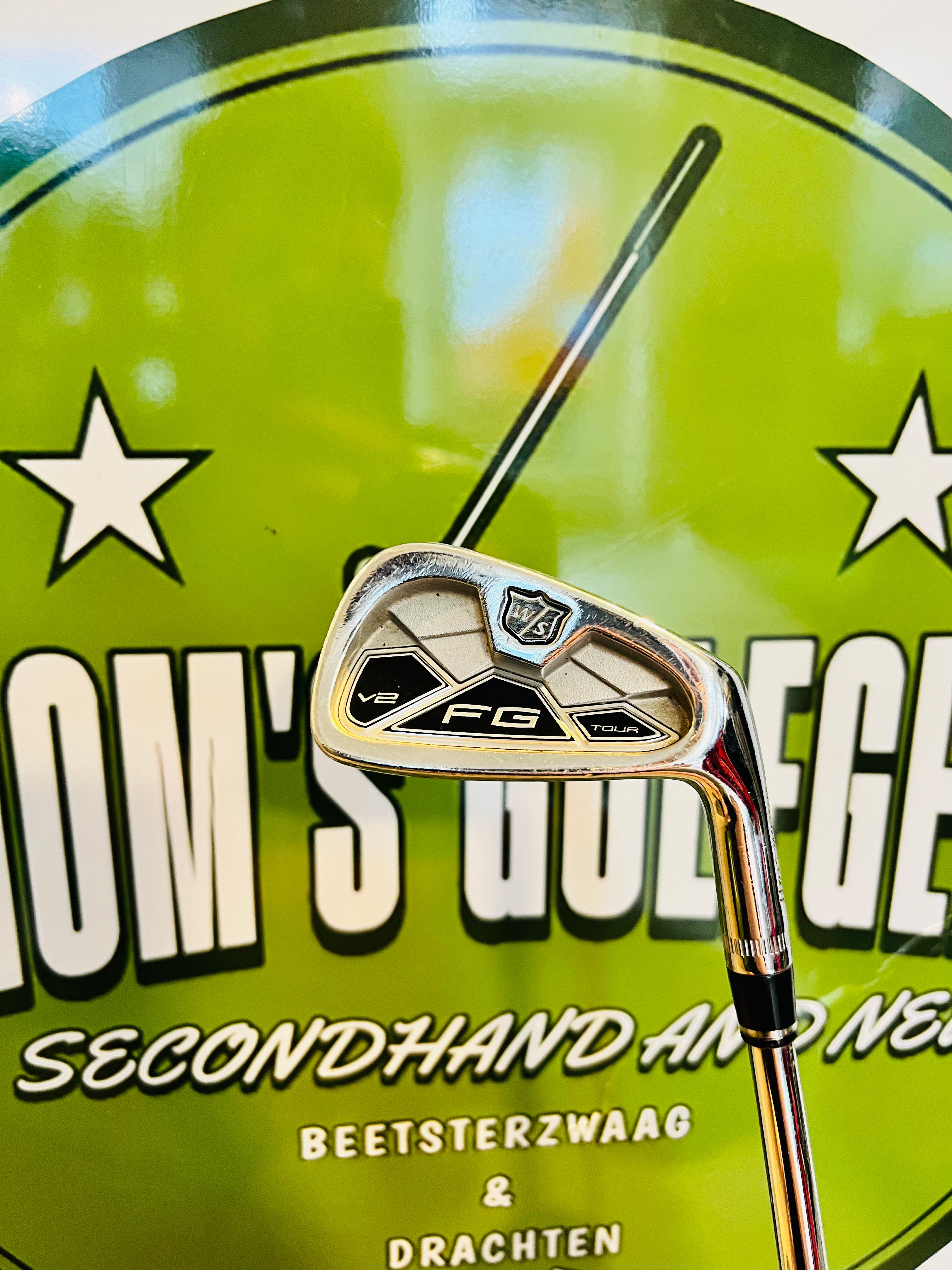 Wilson Staff FG Tour V2 ijzerset zijaanzicht