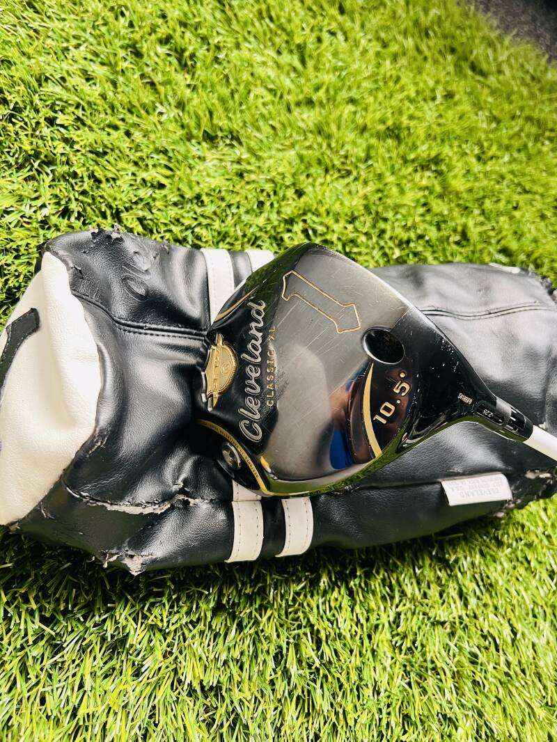 Cleveland Classic XL 10.5 Driver — Stiff / 10.5