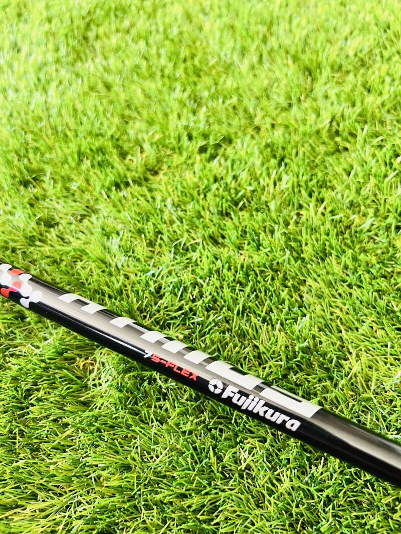 Taylormade M4 4 Hybrid 22* — Stiff / 22 / 4H