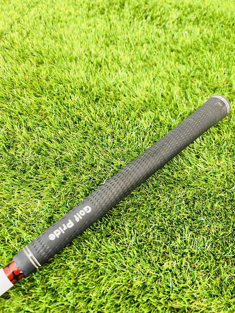 Taylormade M4 4 Hybrid 22* — Stiff / 22 / 4H