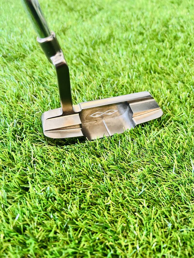 Snake Eyes Tour Platinum Putter — 35