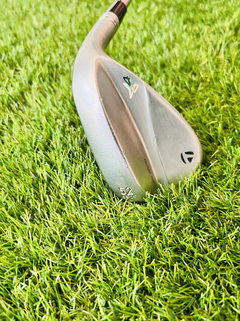 Taylormade Milled Grind 4 52* — 52