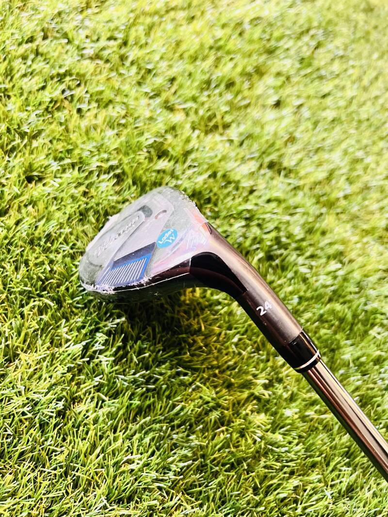 NIEUW! Callaway Big Bertha Reva Hybride 4 — Ladies / 24 / 4H