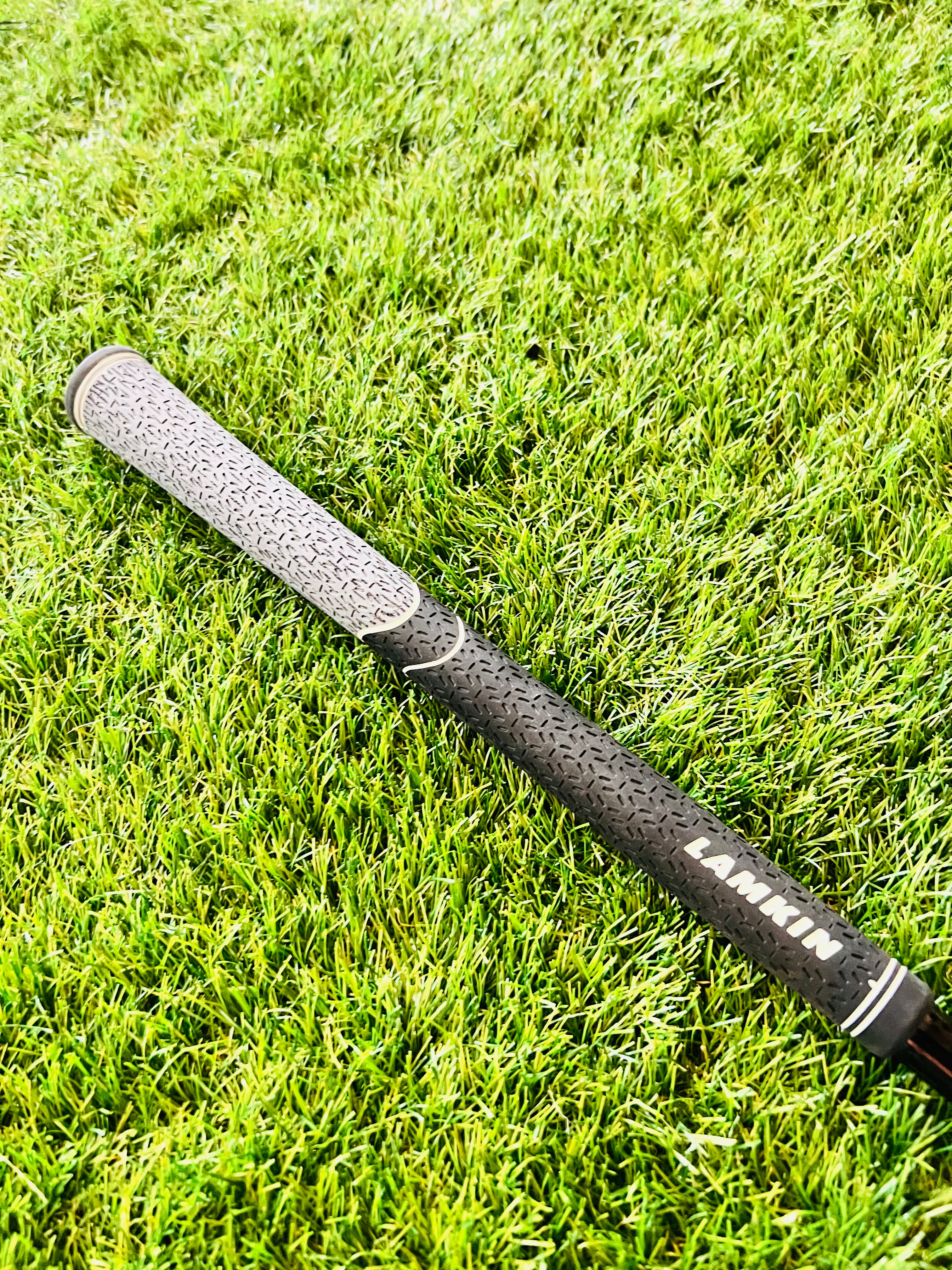 Lamkin grip op de Mizuno ES21 Lobwedge