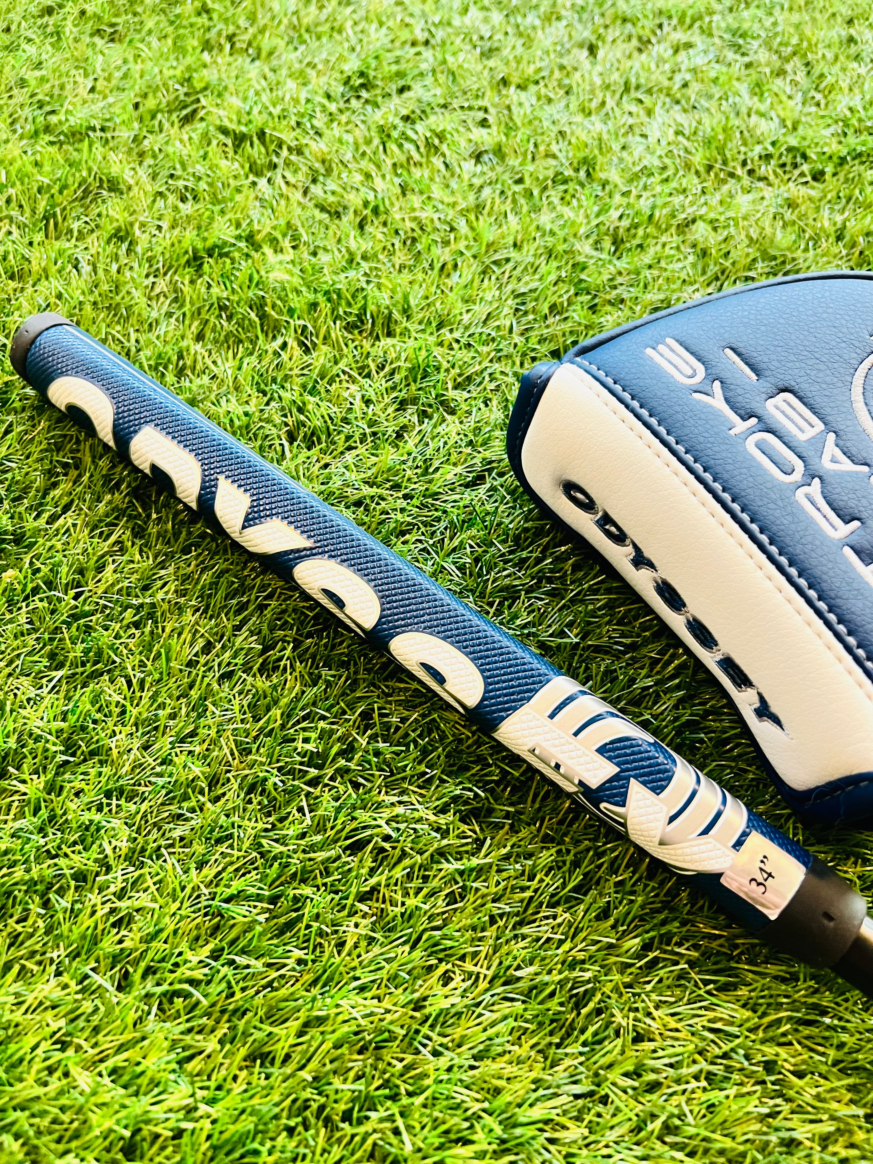 Grip van de Odyssey Stroke Lab 2 Ball. 