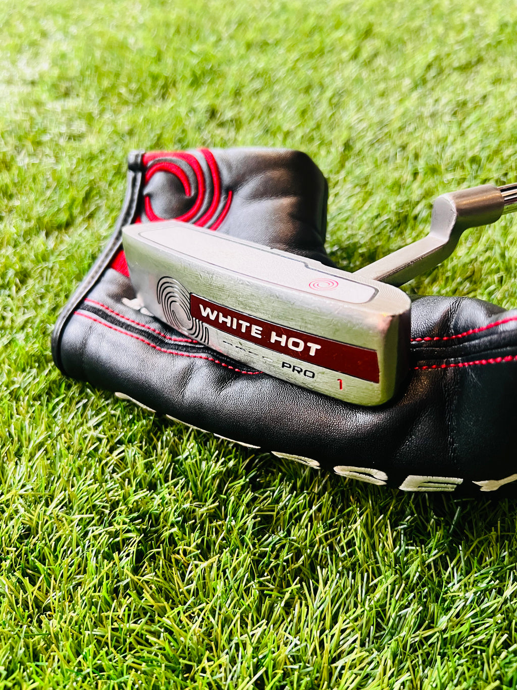 Odyssey White Hot Pro 1 putter
