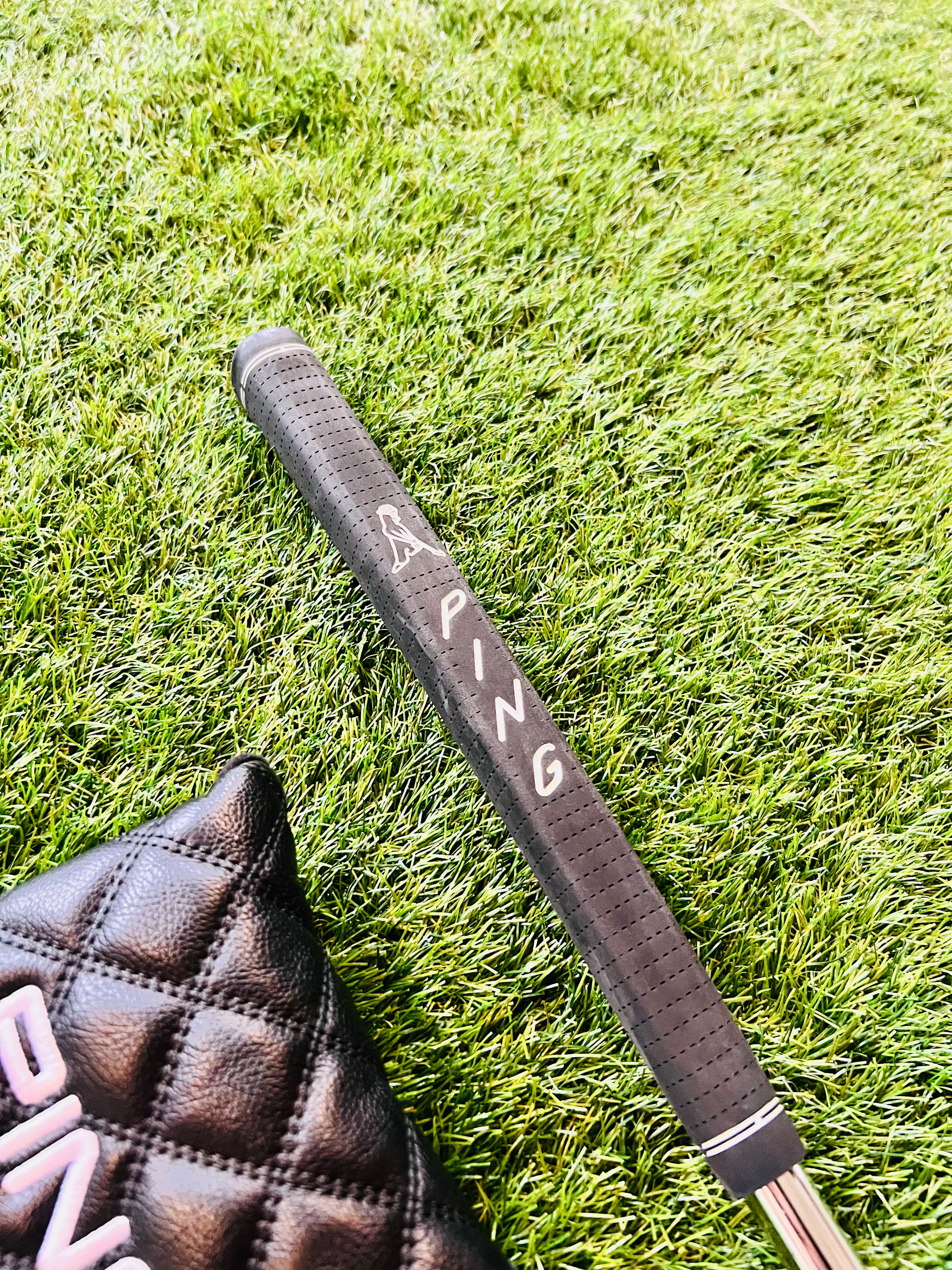 Grip van de PING Fetch Putter