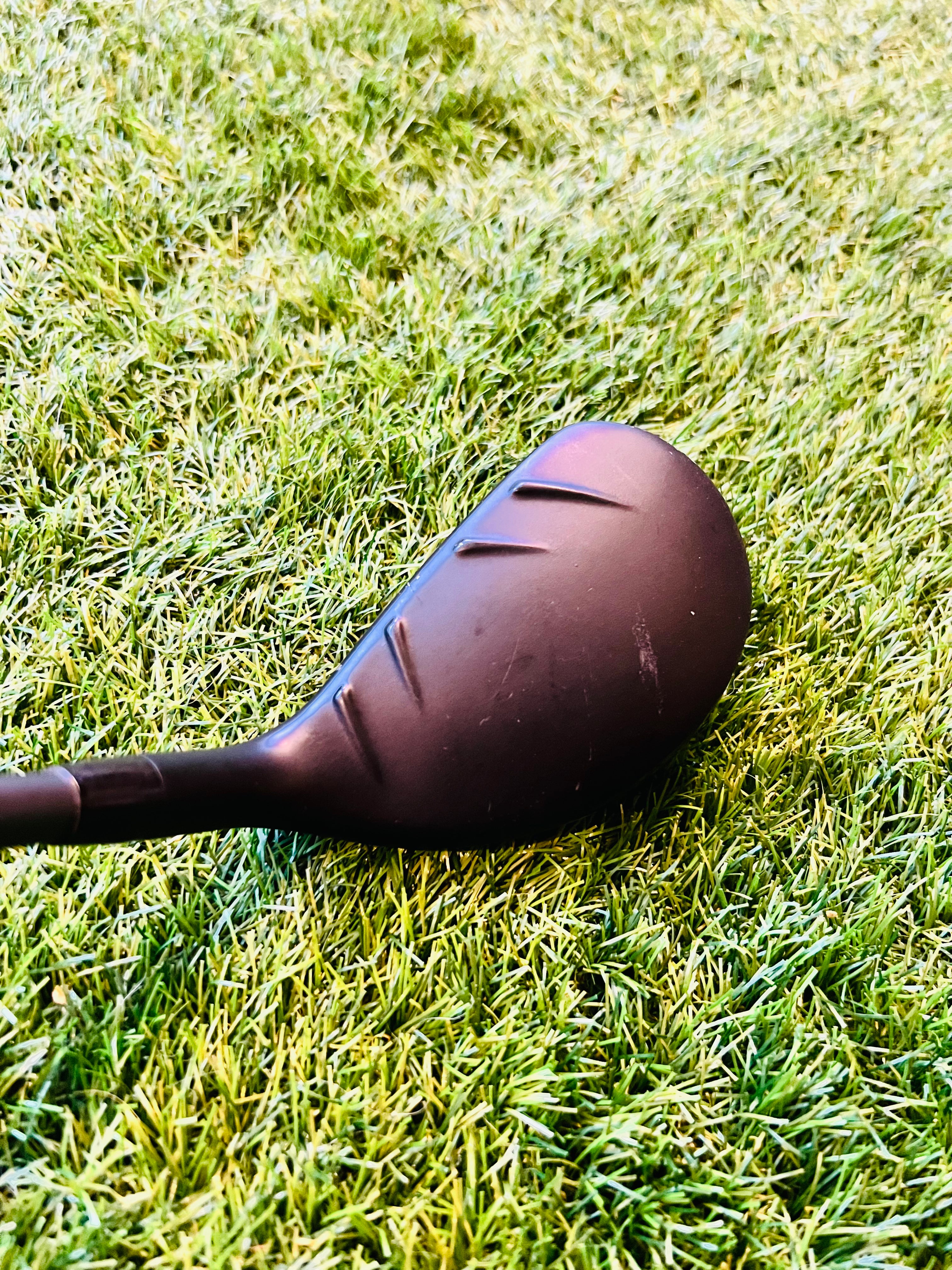 Bovenaanzicht van de PING G Series hybride 4