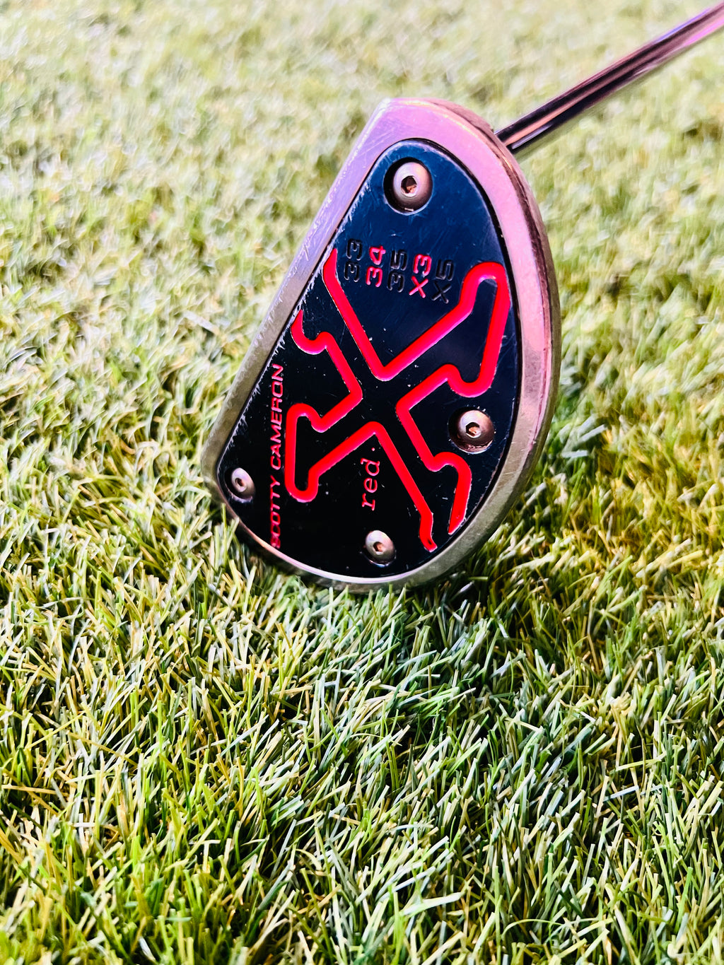 Scotty Cameron Red X3 Putter