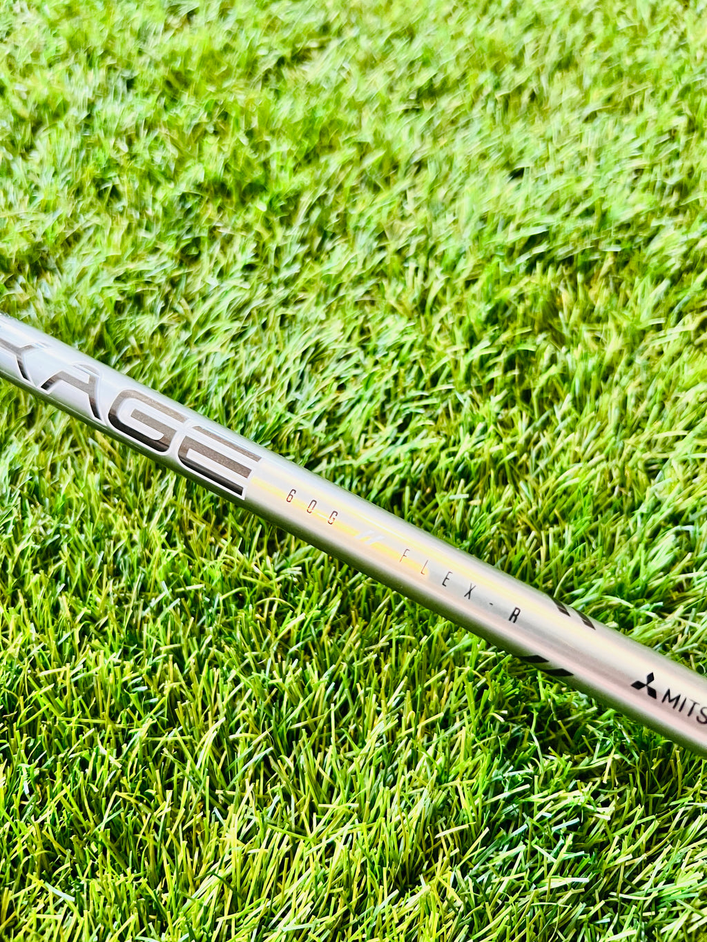 Close up op de shaftinformatie van de Taylormade jetspeed driver